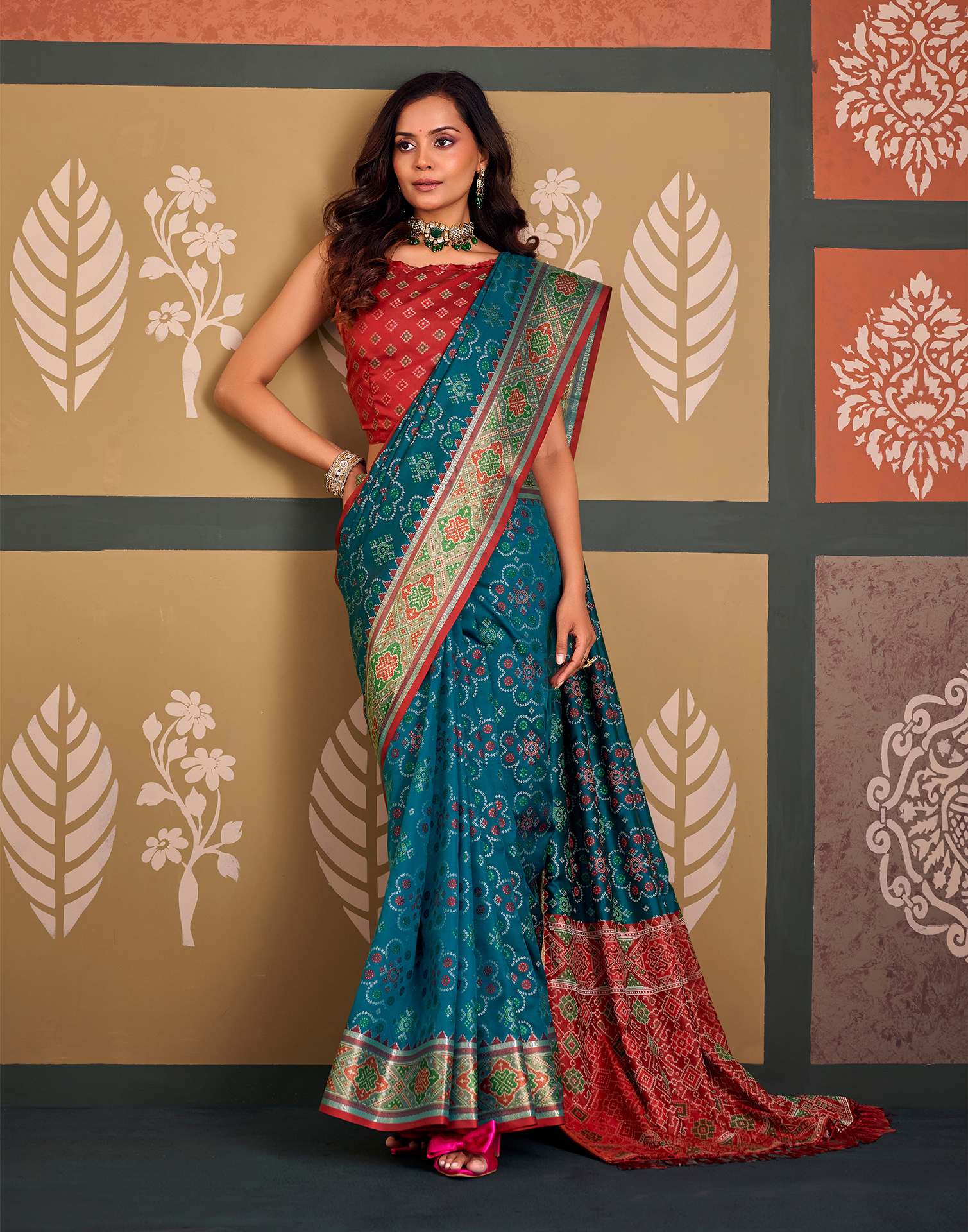Rama Blue Silk Woven Patola Saree - Image 4