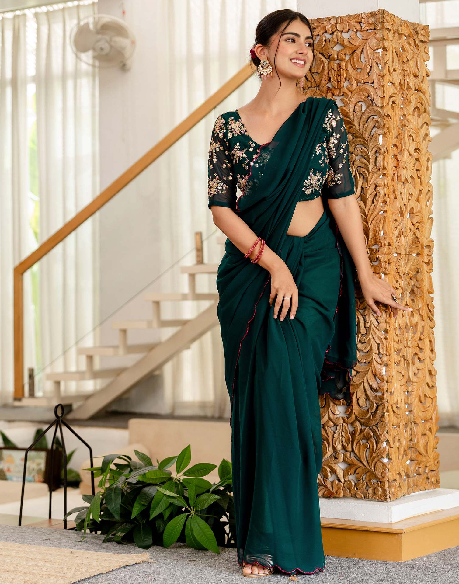 Rama Green Georgette Dyed Plain Saree - Image 7