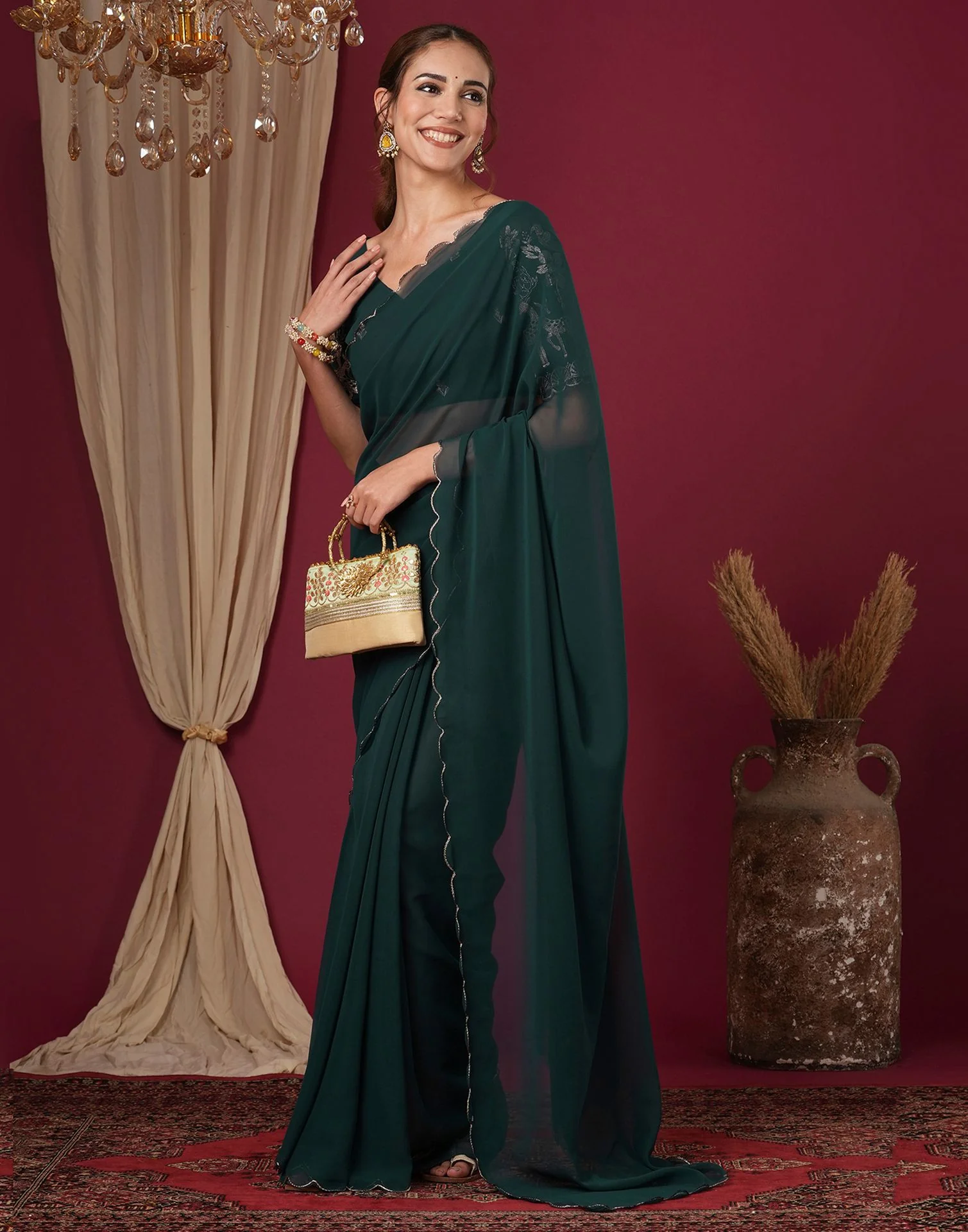 Rama Green Georgette Dyed Plain Saree - Image 4