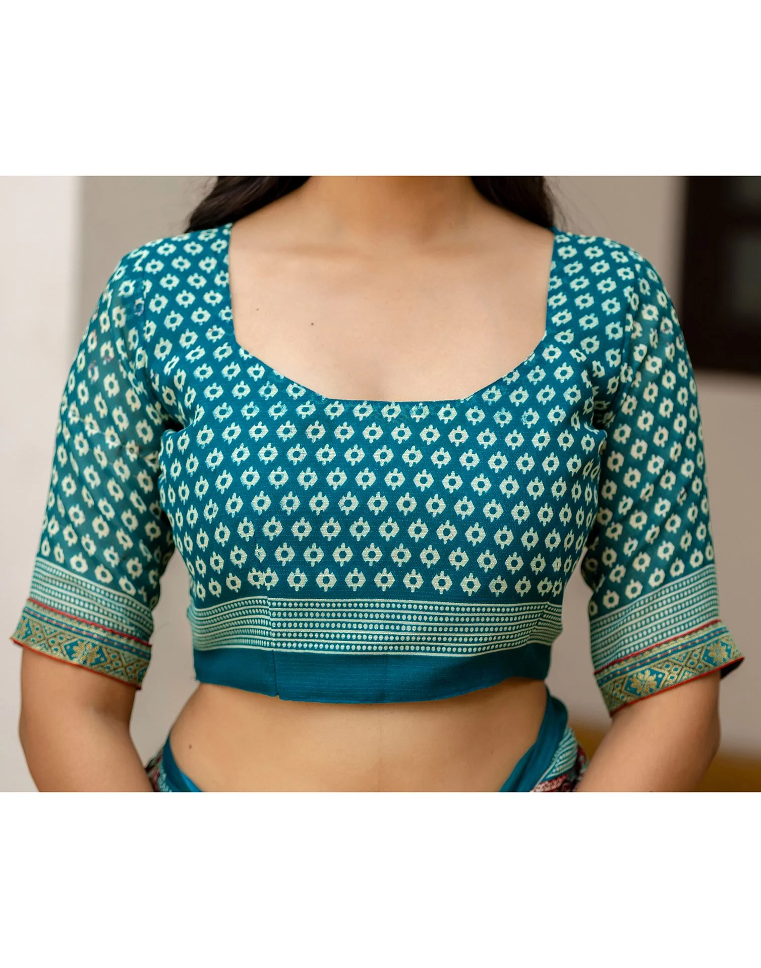 Rama Green Georgette Printed Lace Saree - Image 13