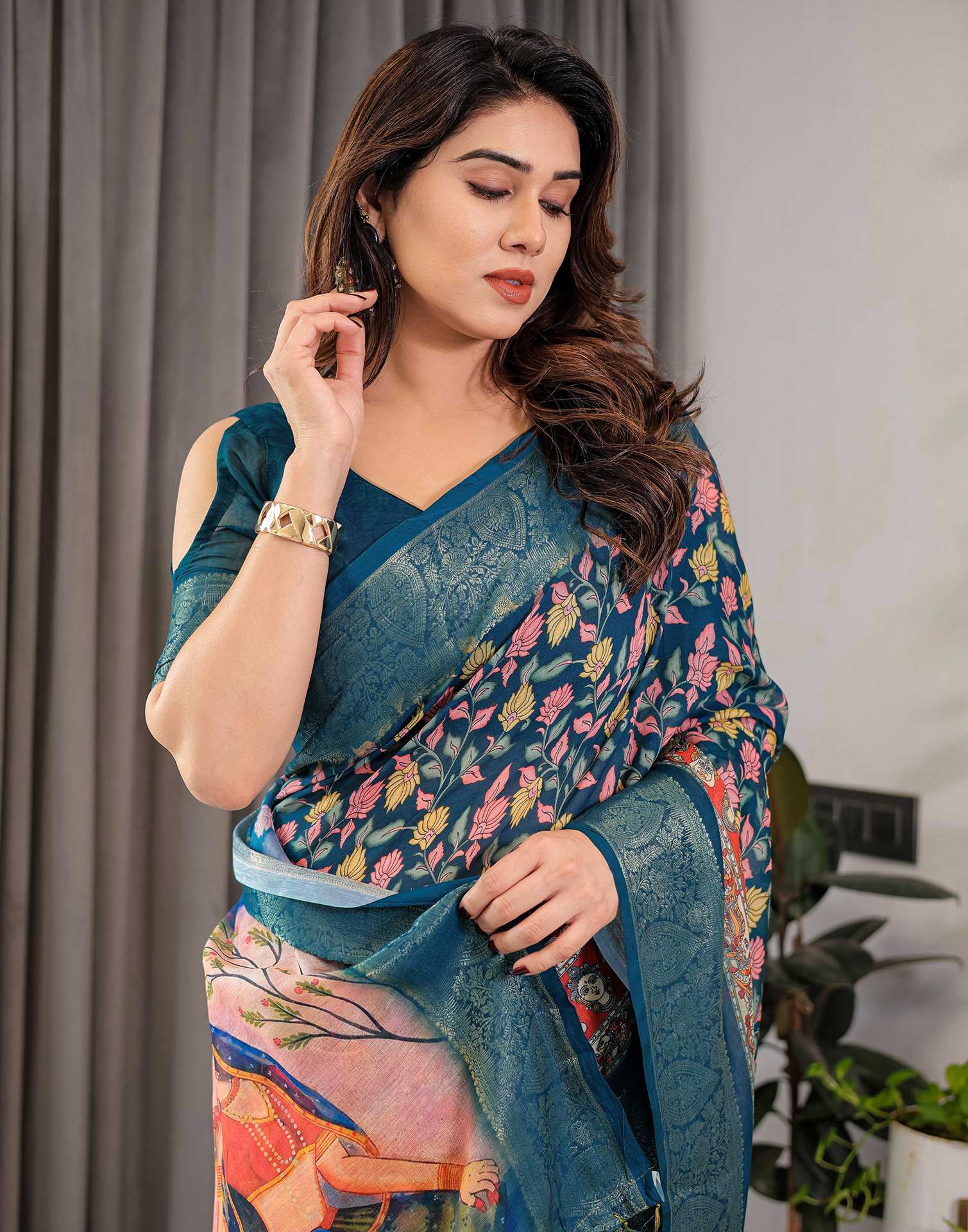 Rama Green Linen Printed Saree - Image 4