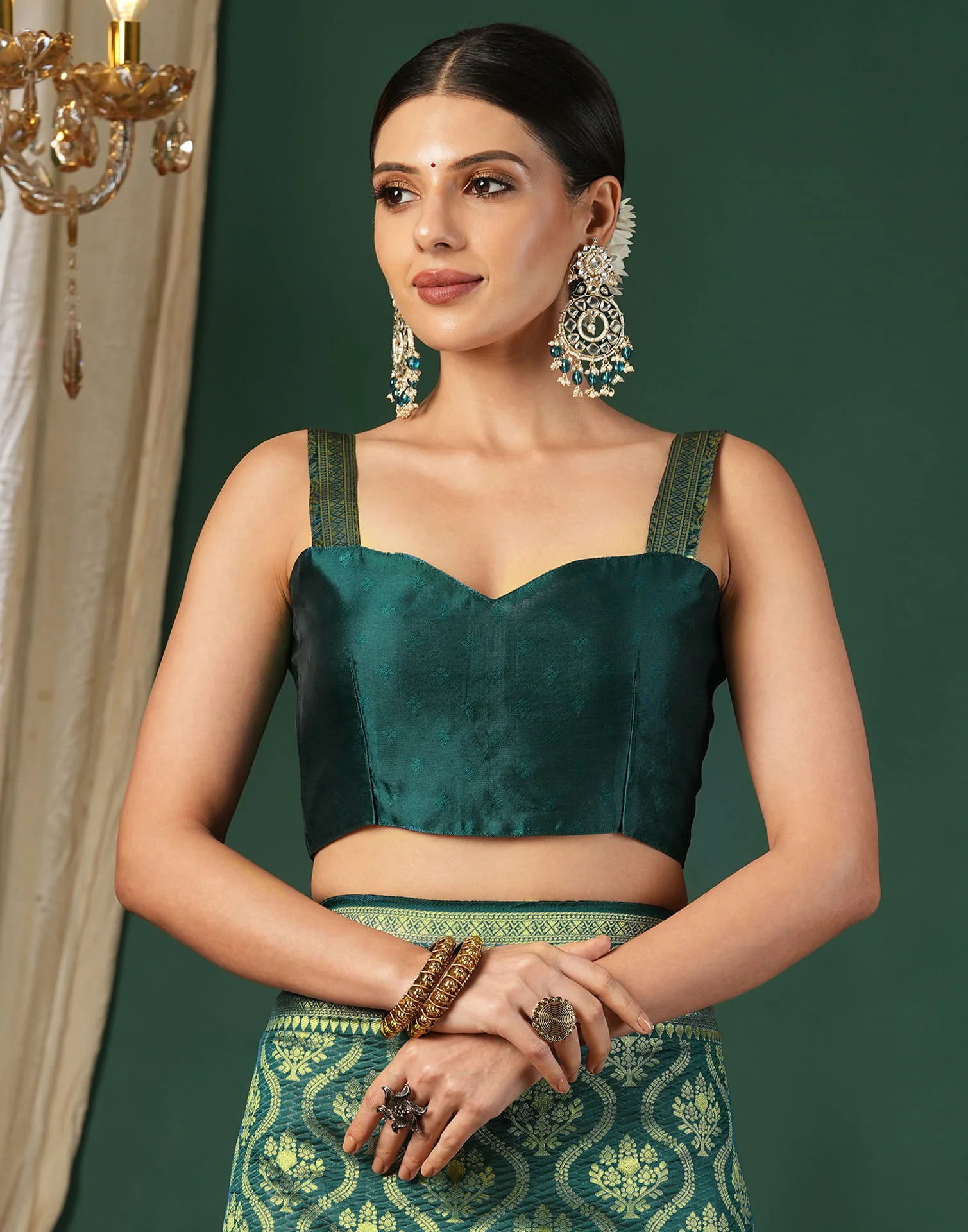 Green Silk Blend Woven Banarasi Saree - Image 6