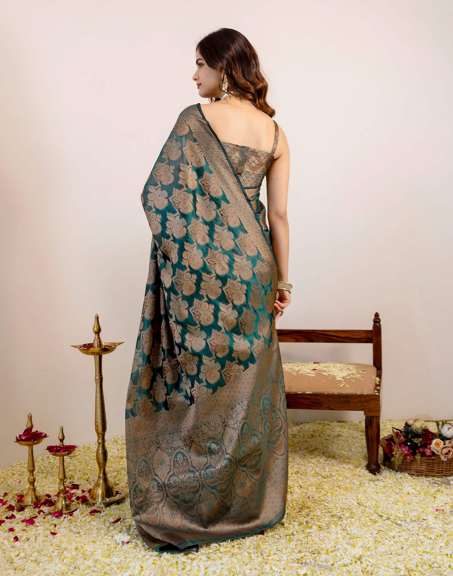 Rama Green Silk Woven Banarasi Saree - Image 6