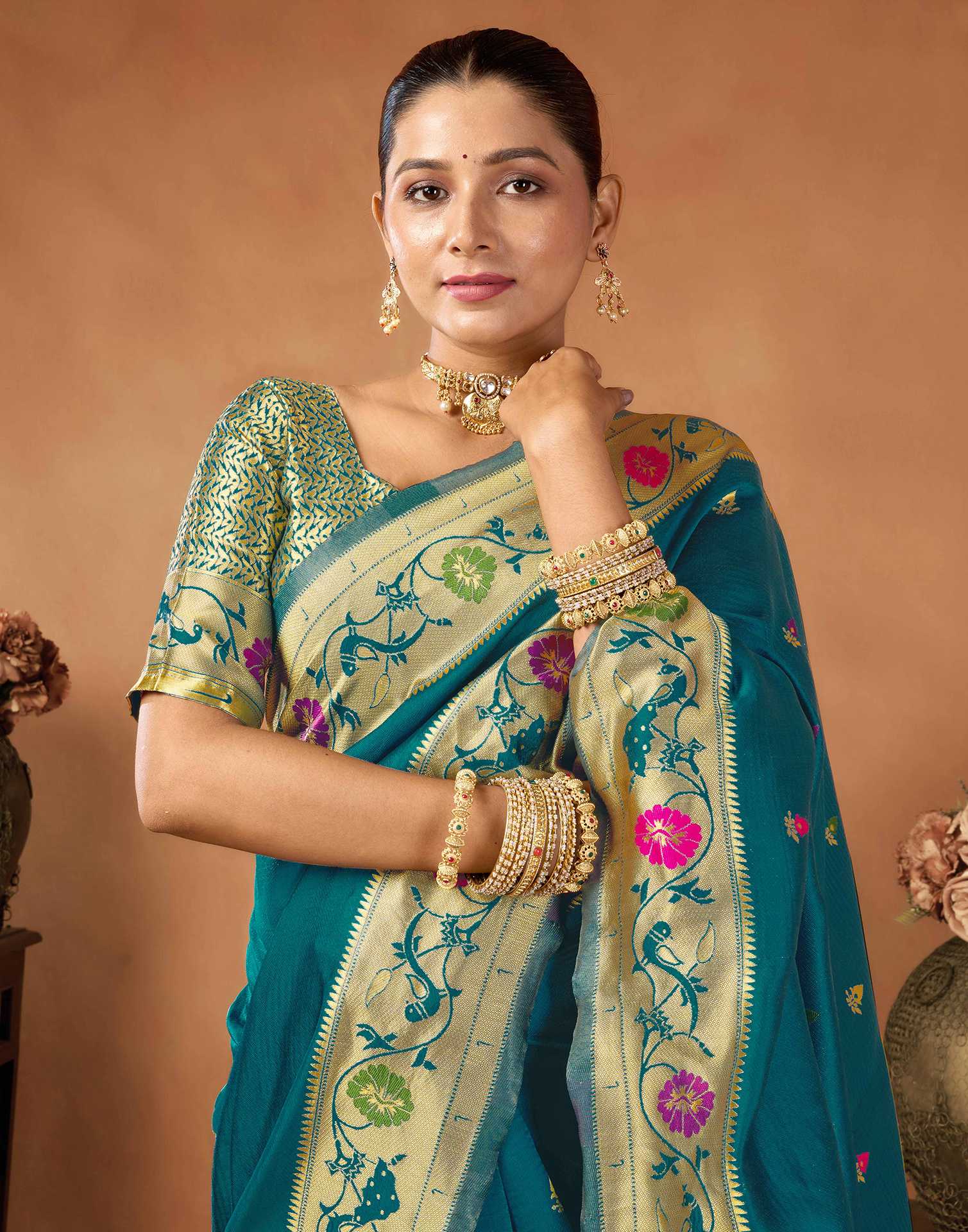 Rama Green Silk Woven Paithani Saree - Image 2