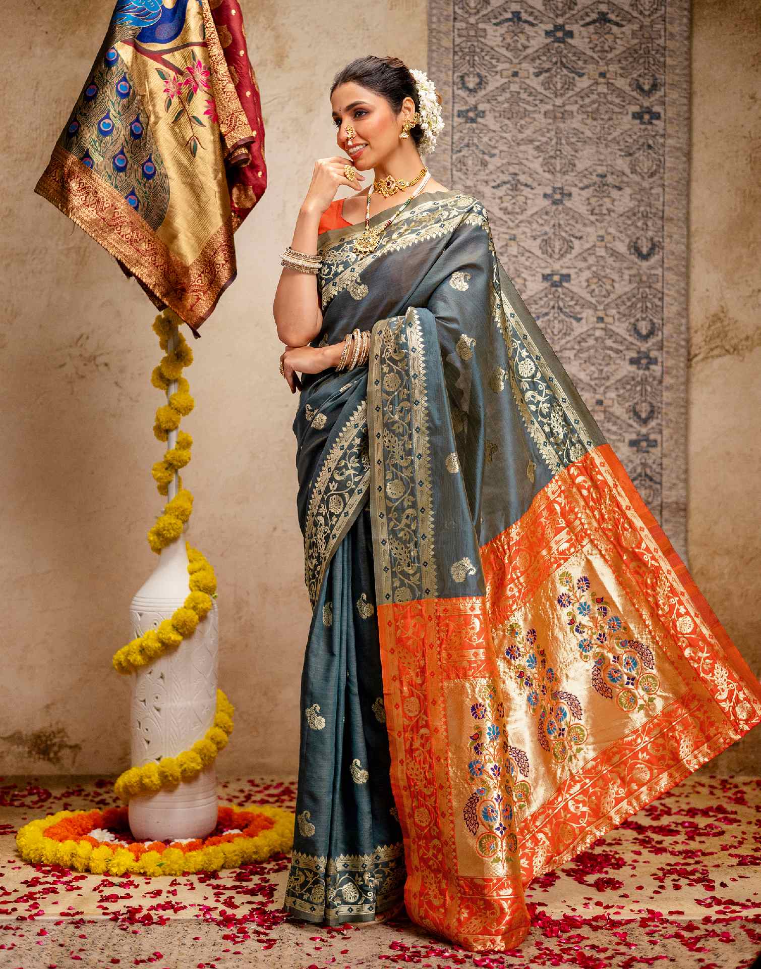Rama Green Silk Woven Paithani Saree - Image 7