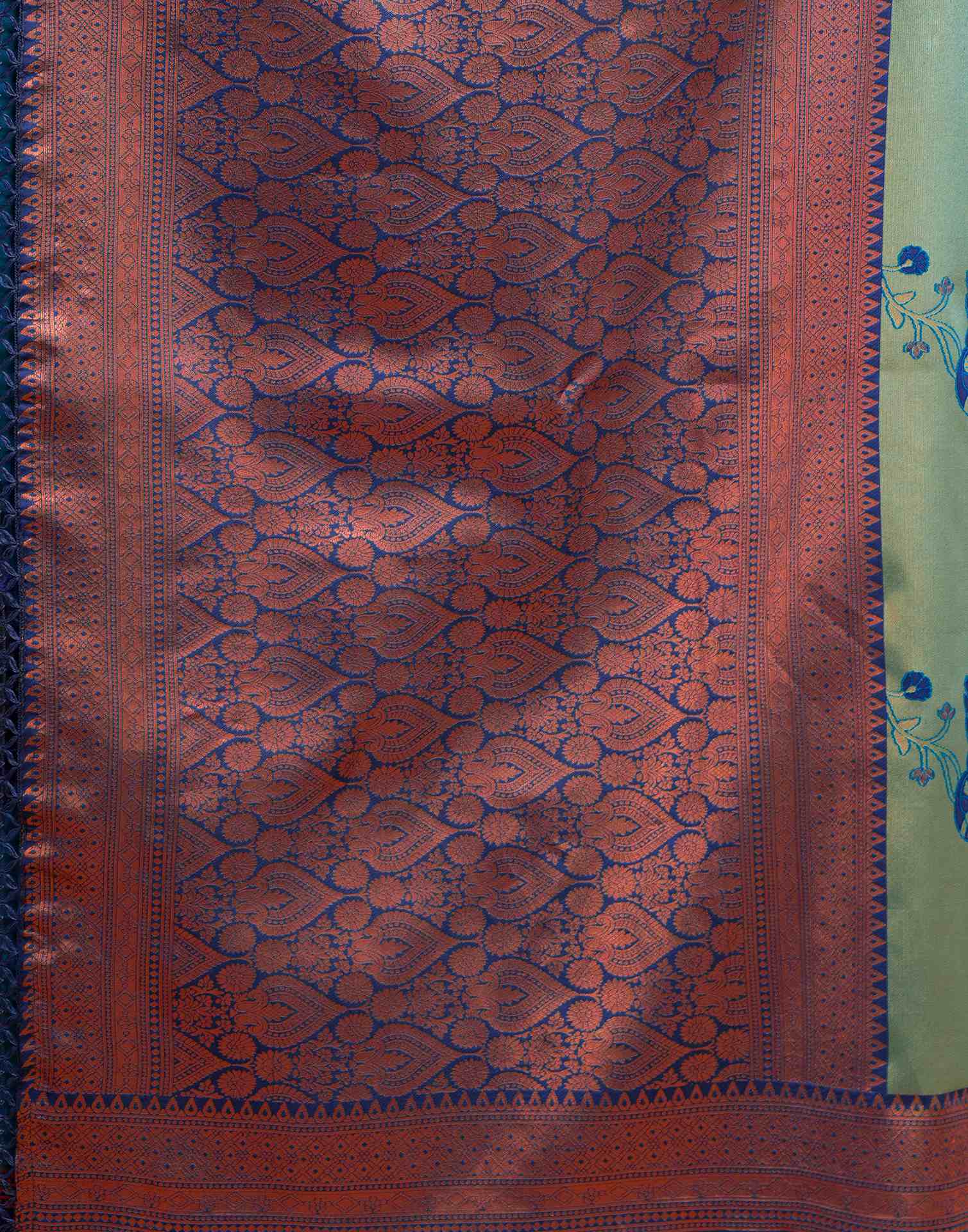 Rama Green Silk Woven Kanjivaram Saree - Image 7