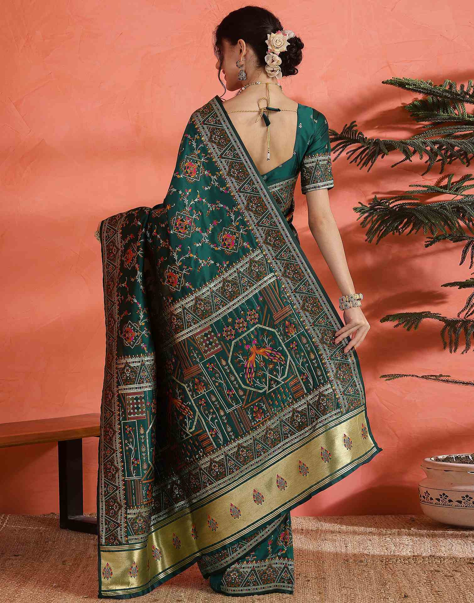 Rama Green Silk Woven Saree - Image 7