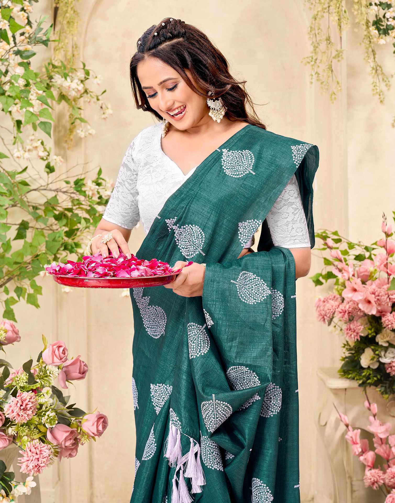 Rama Green Vichitra Silk Printed Saree - Image 2