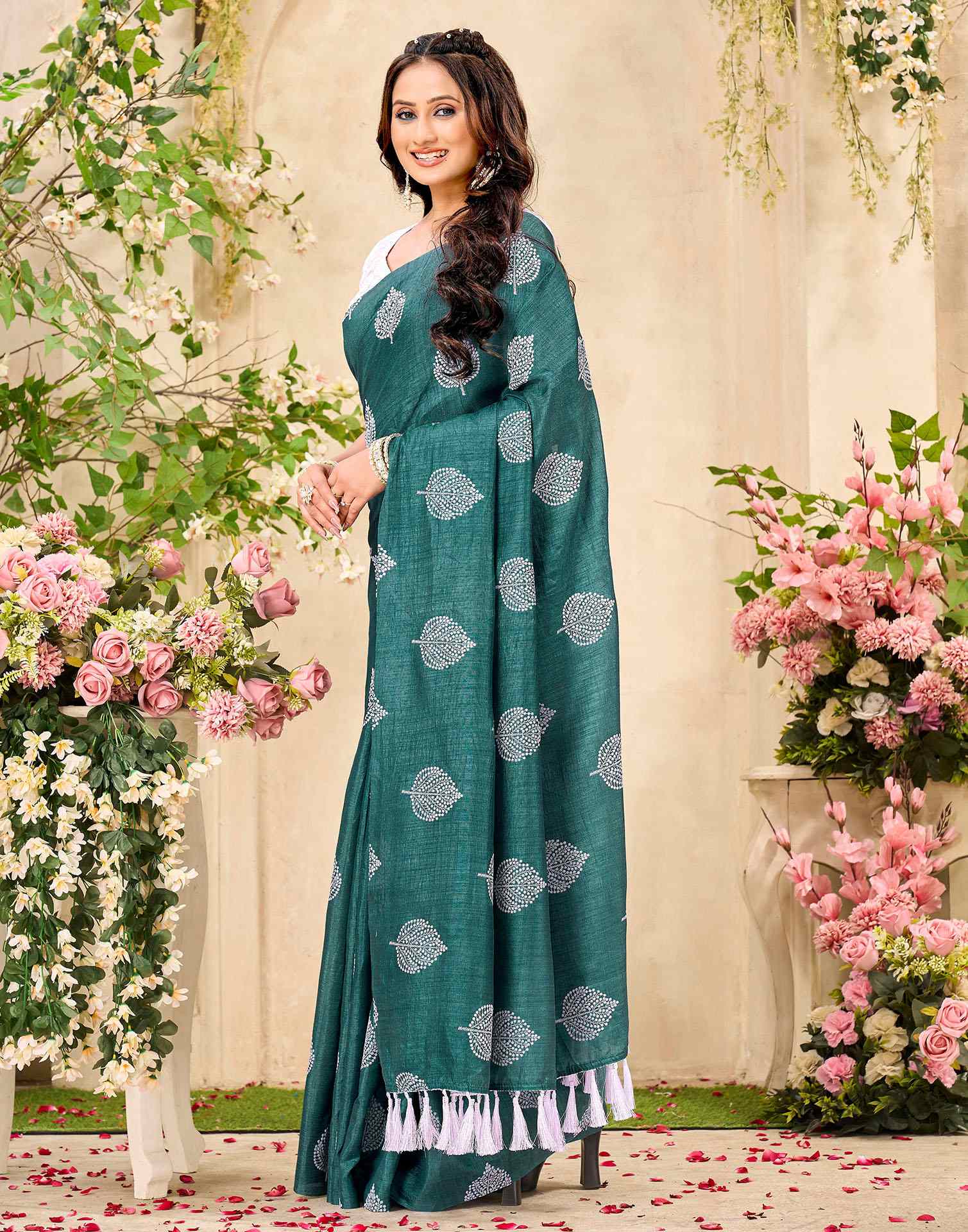 Rama Green Vichitra Silk Printed Saree - Image 4