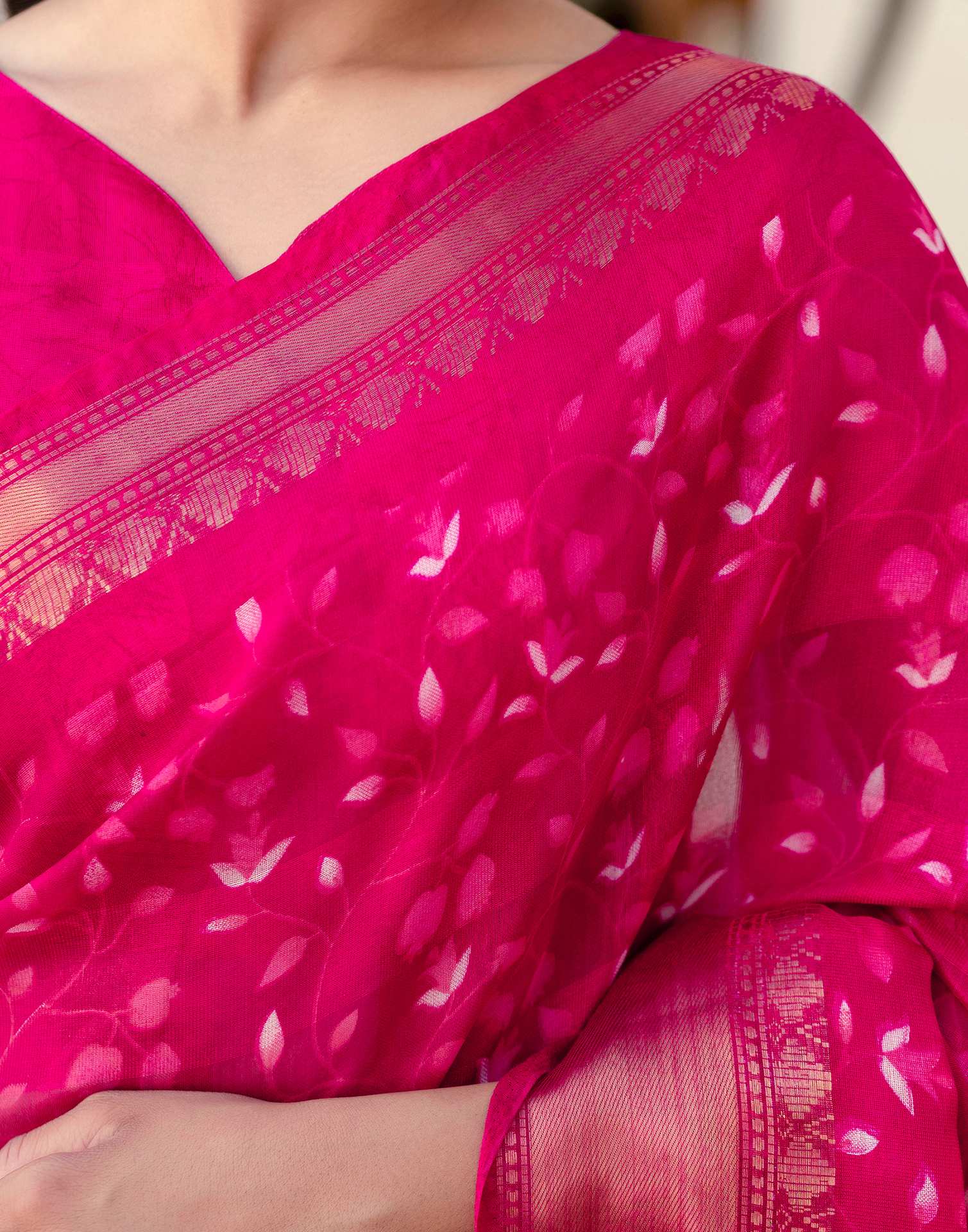 Rani Pink Cotton Blend Printed Saree - Image 12
