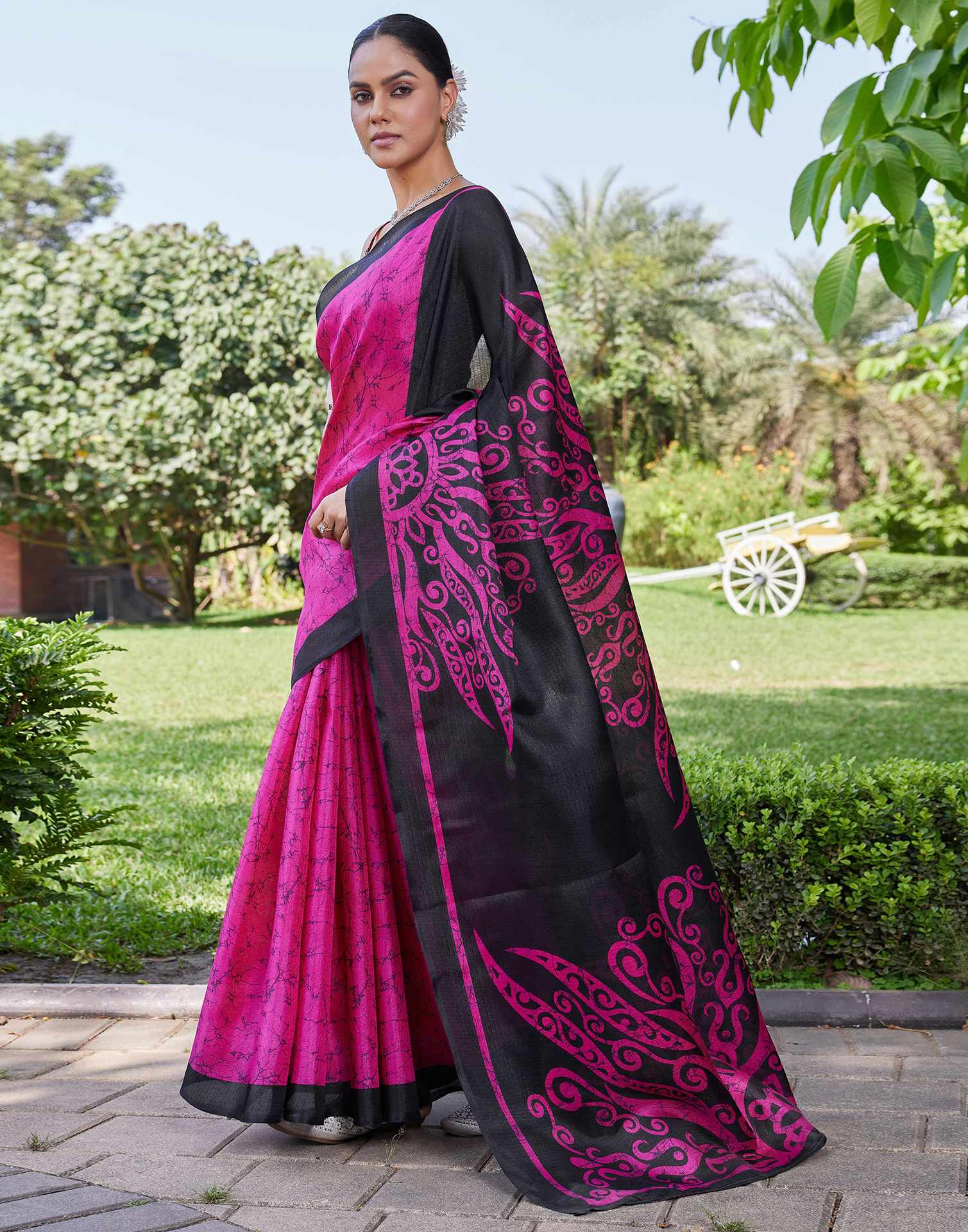 Rani Pink Cotton Printed Saree - Image 4