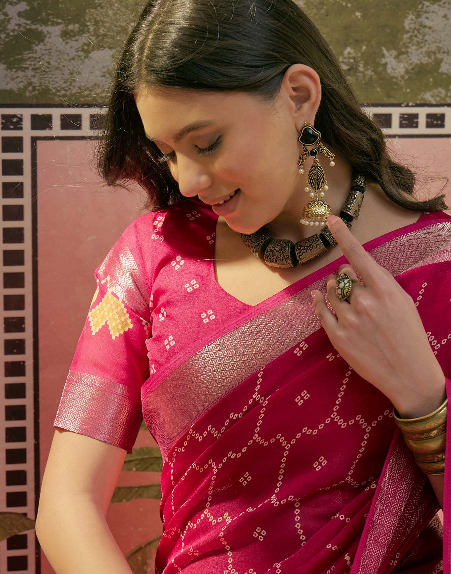 Rani Pink Georgette Bandhani Printed Saree - Image 2
