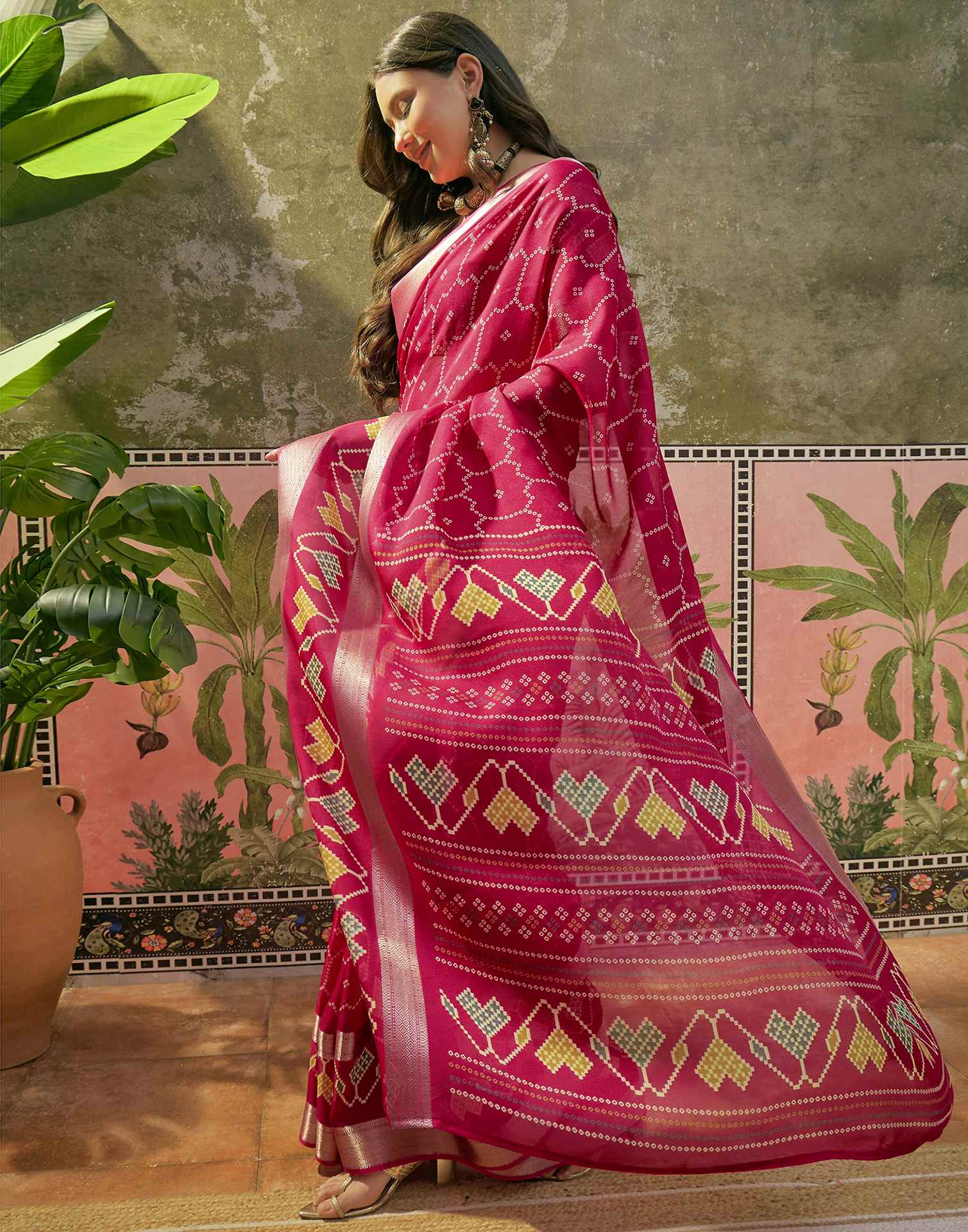 Rani Pink Georgette Bandhani Printed Saree - Image 4