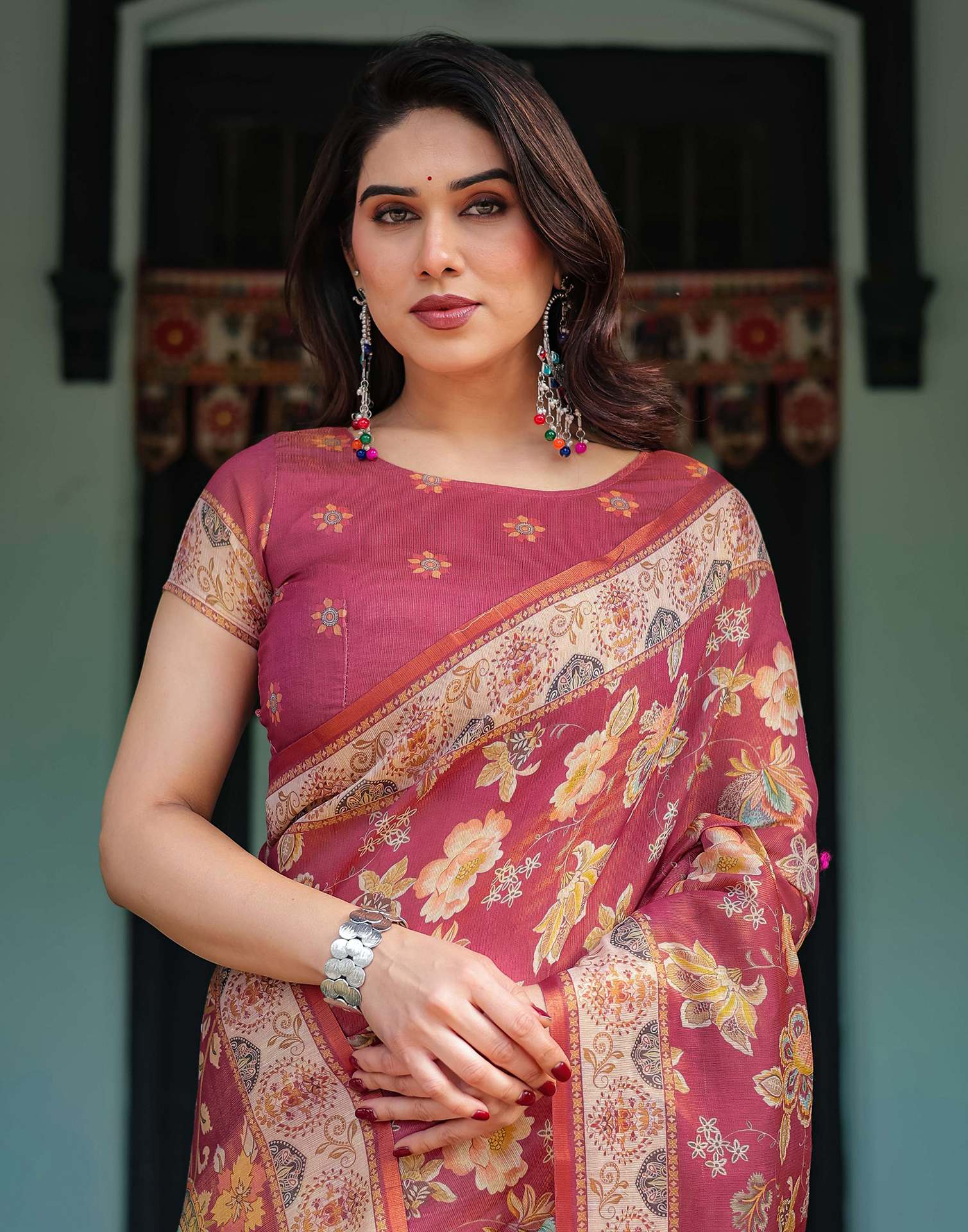 Rani Pink Linen Floral Printed Saree - Image 2