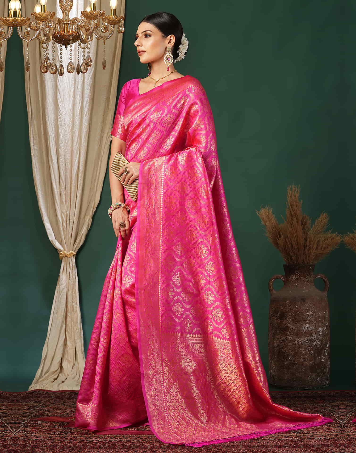 Pink Silk Blend Woven Banarasi Saree - Image 4