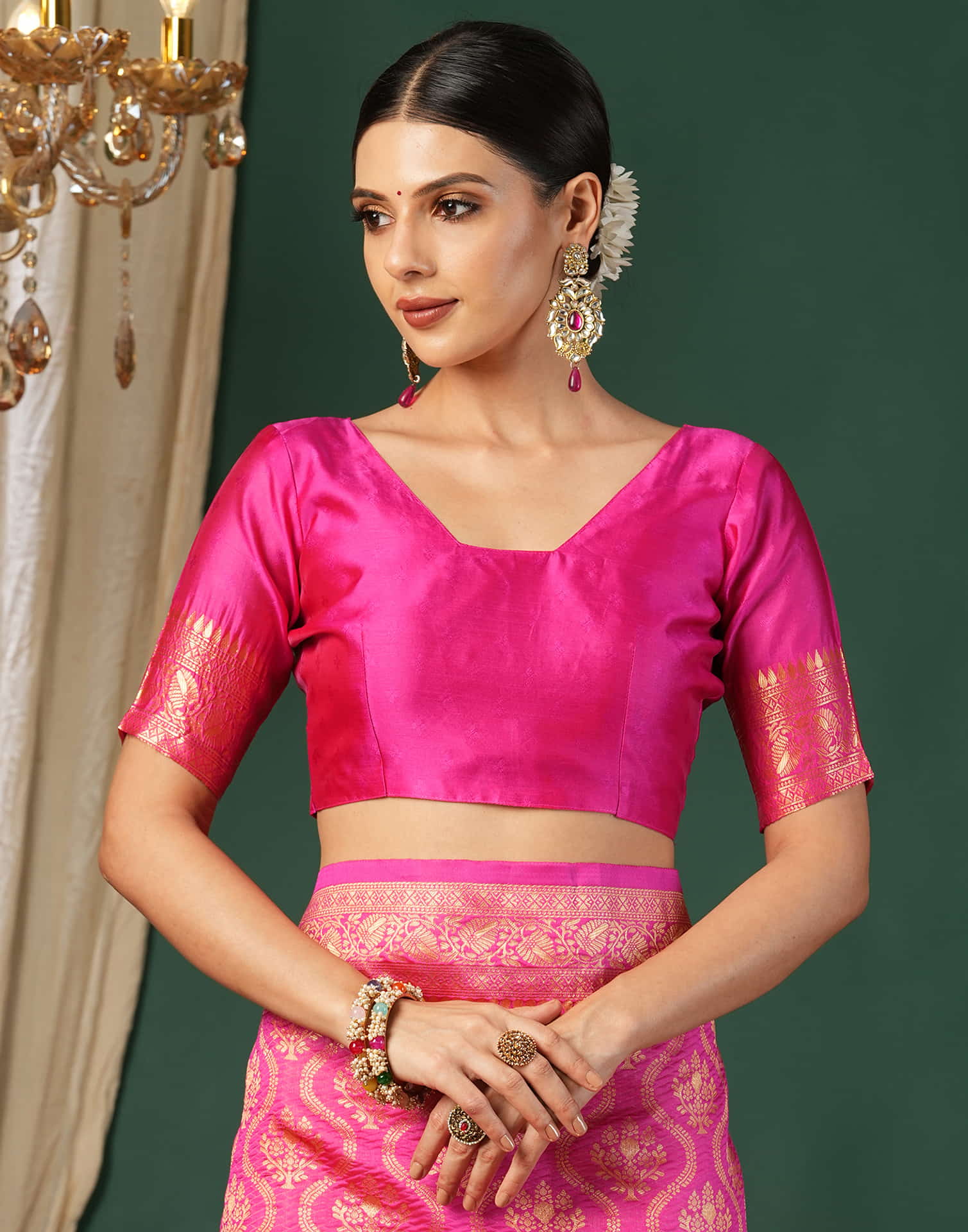 Pink Silk Blend Woven Banarasi Saree - Image 6