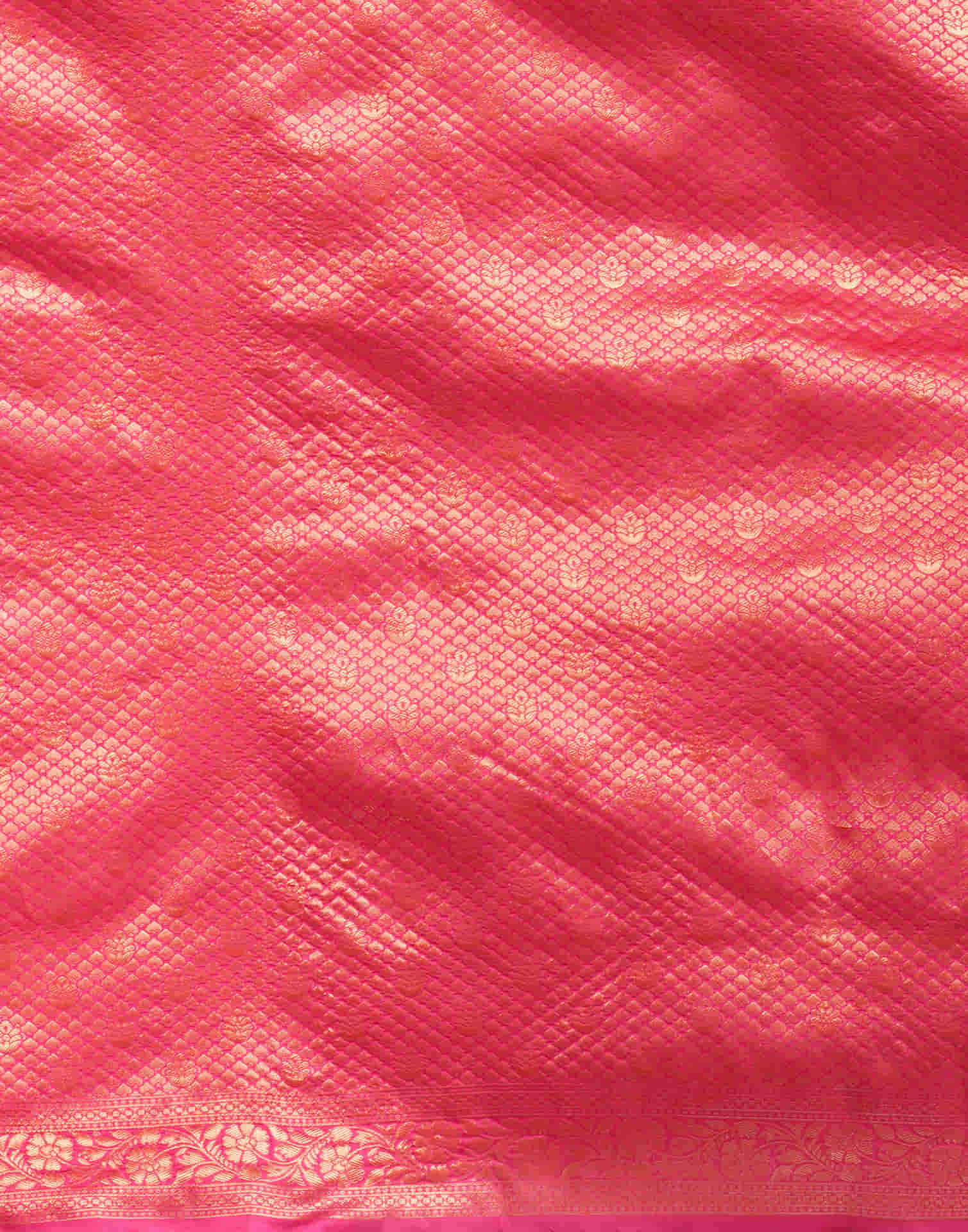 Rani Pink Silk Woven Banarasi Saree - Image 7