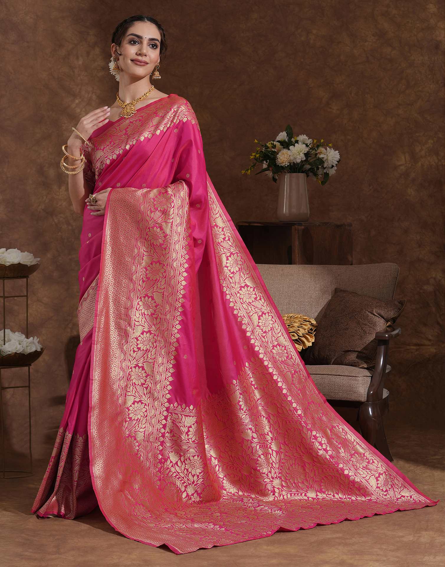 Rani Pink Silk Woven Kanjivaram Saree - Image 5