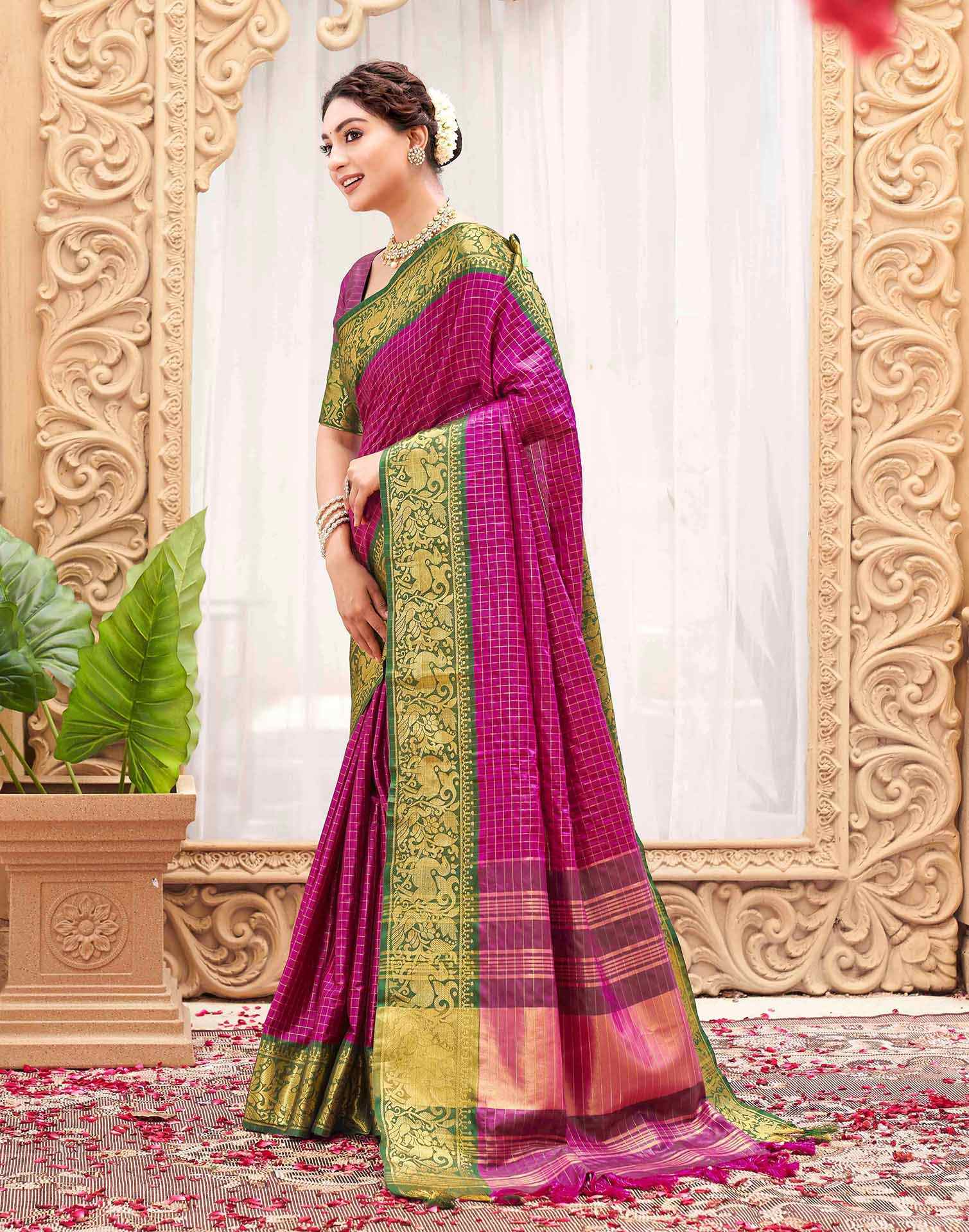 Rani Pink Silk Woven Kanjivaram Saree - Image 4