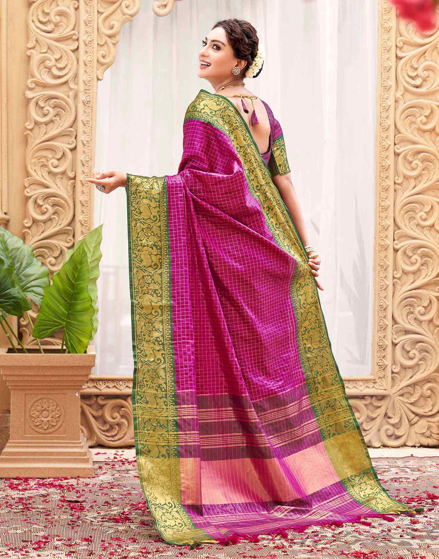 Rani Pink Silk Woven Kanjivaram Saree - Image 6