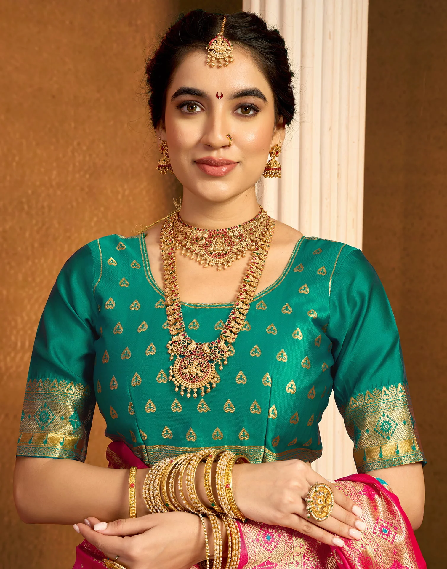 Pink Silk Woven Paithani Saree - Image 11