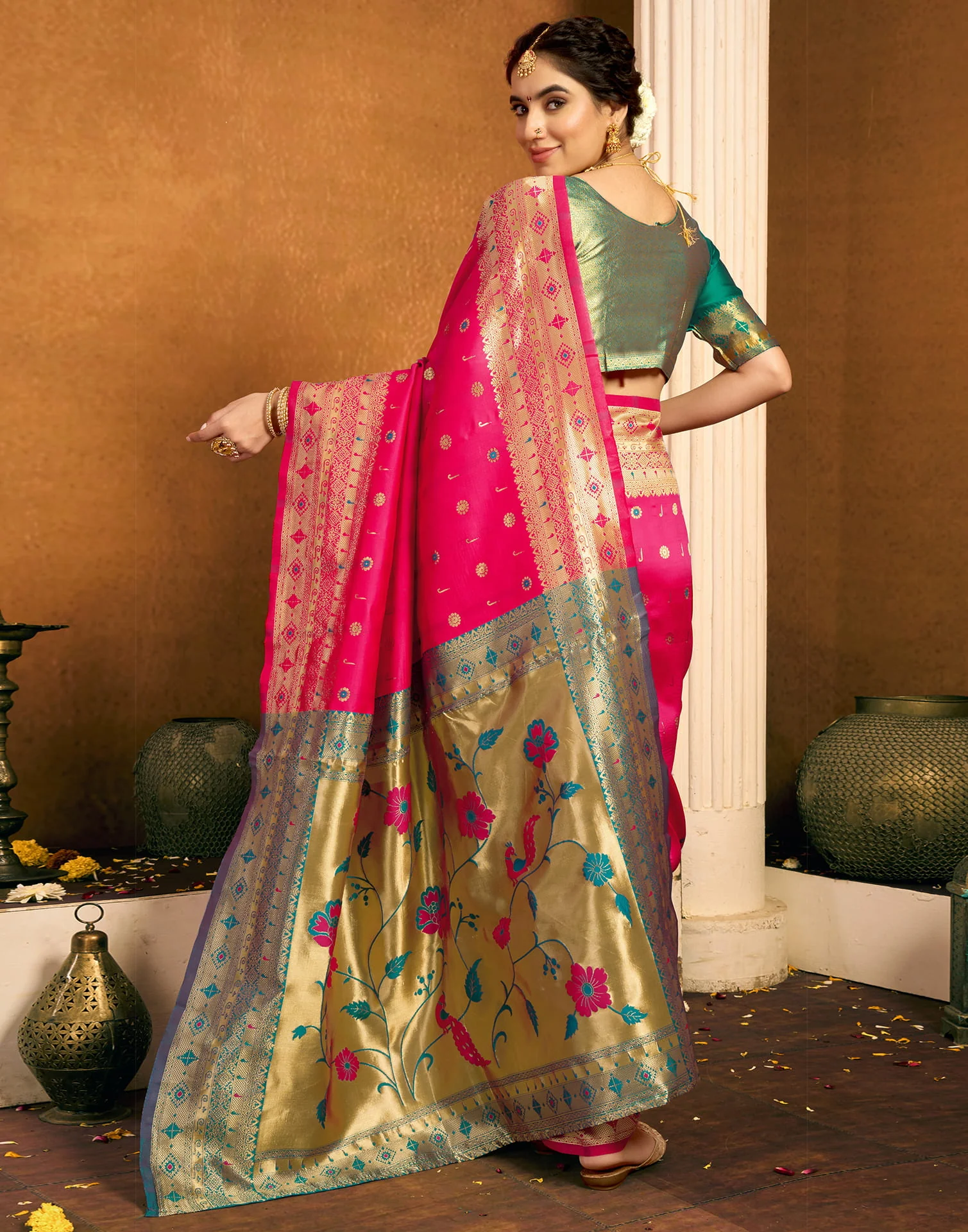 Pink Silk Woven Paithani Saree - Image 5