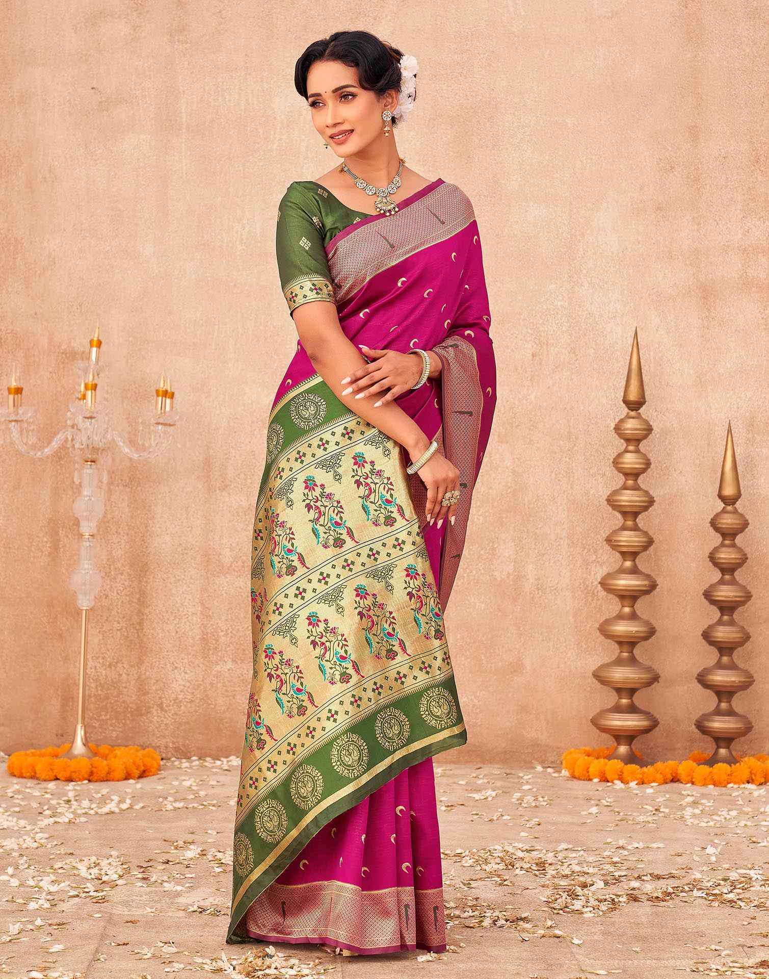 Rani Pink Silk Woven Paithani Saree - Image 5