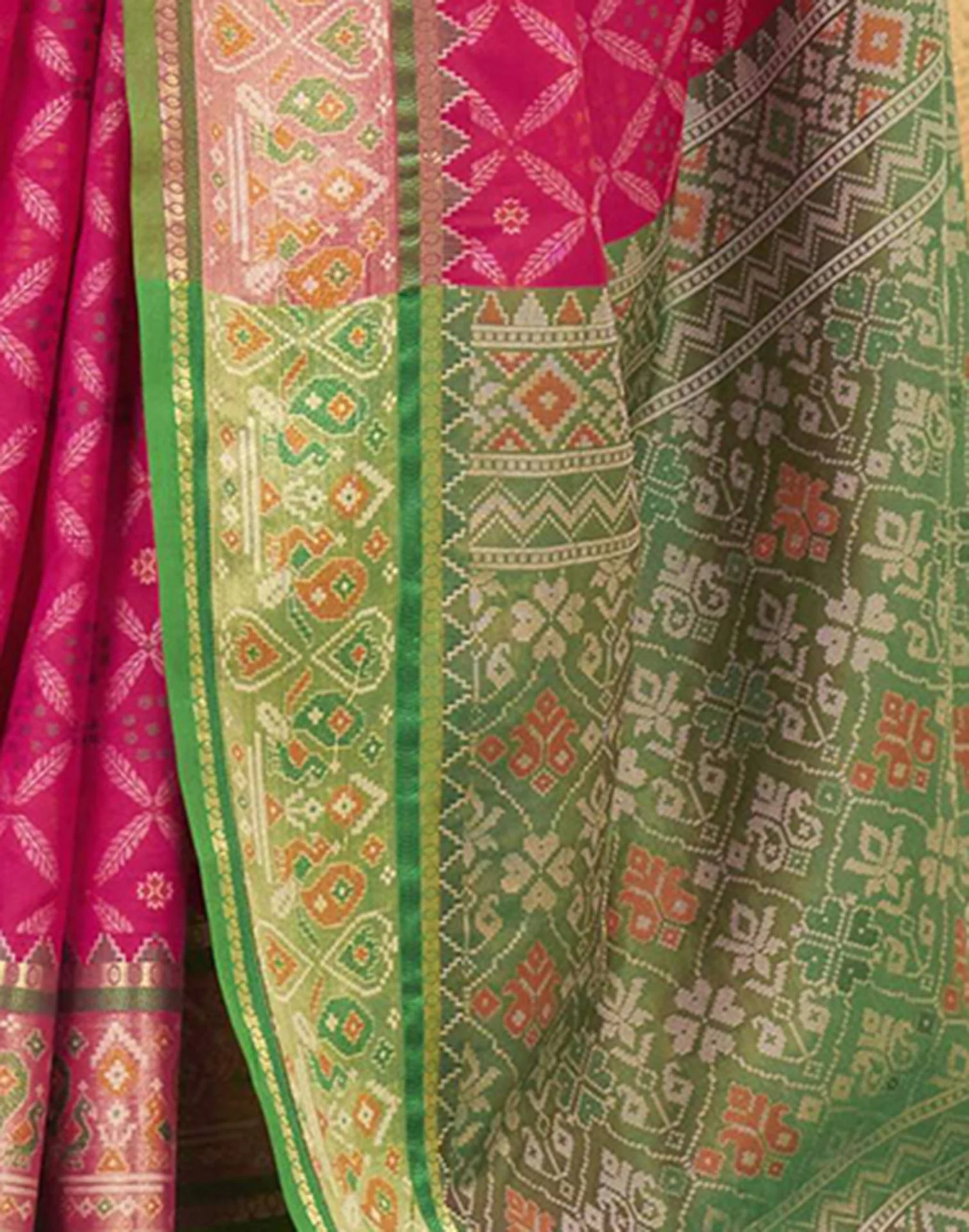Rani Pink Silk Woven Patola Saree - Image 6