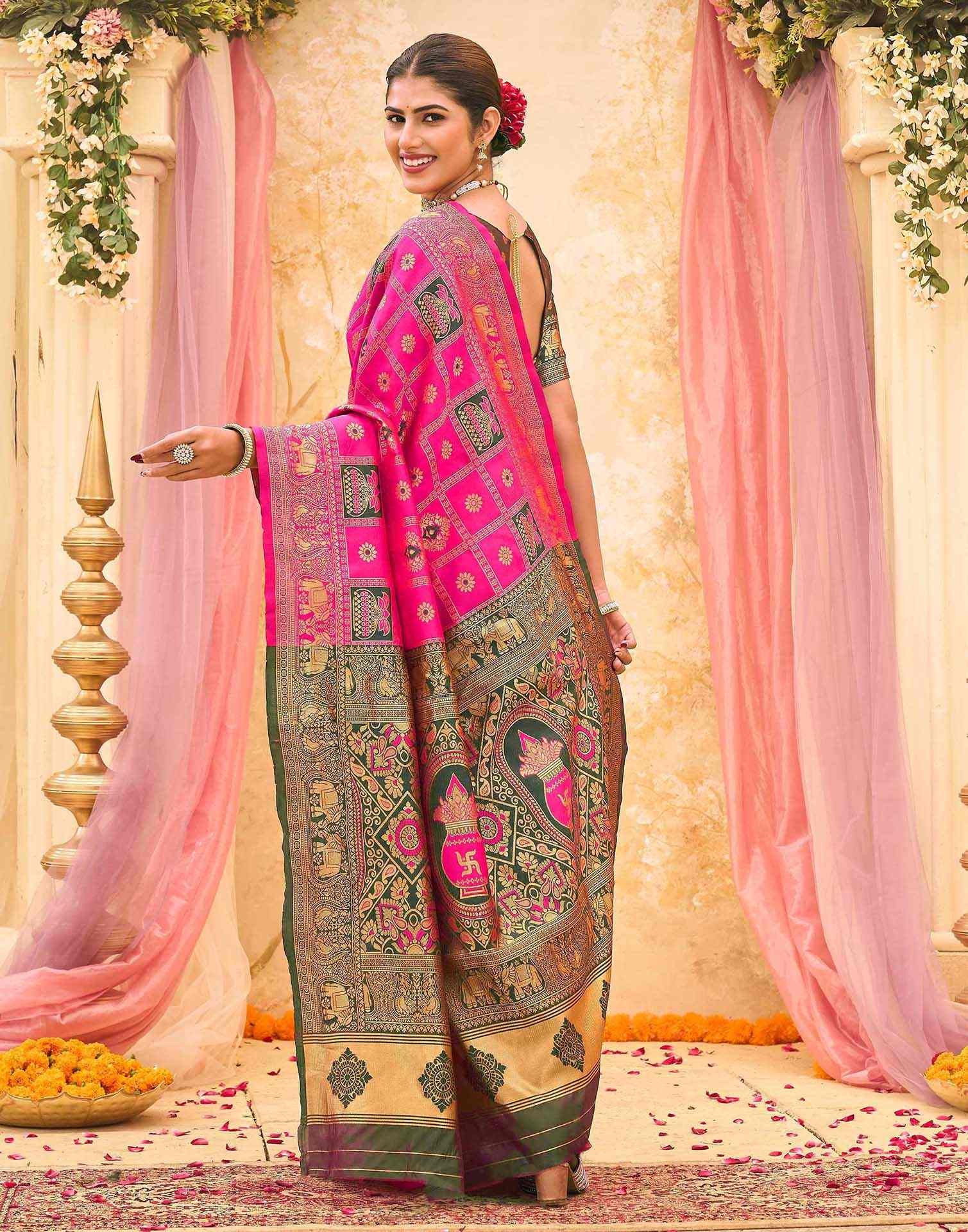 Rani Pink Silk Woven Patola Saree - Image 6