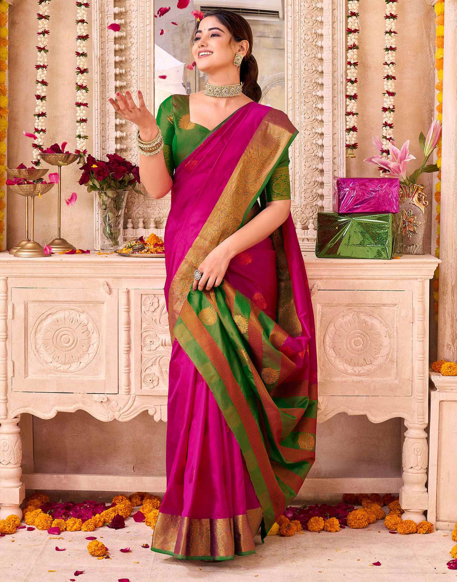 Rani Pink Silk Woven Saree - Image 4