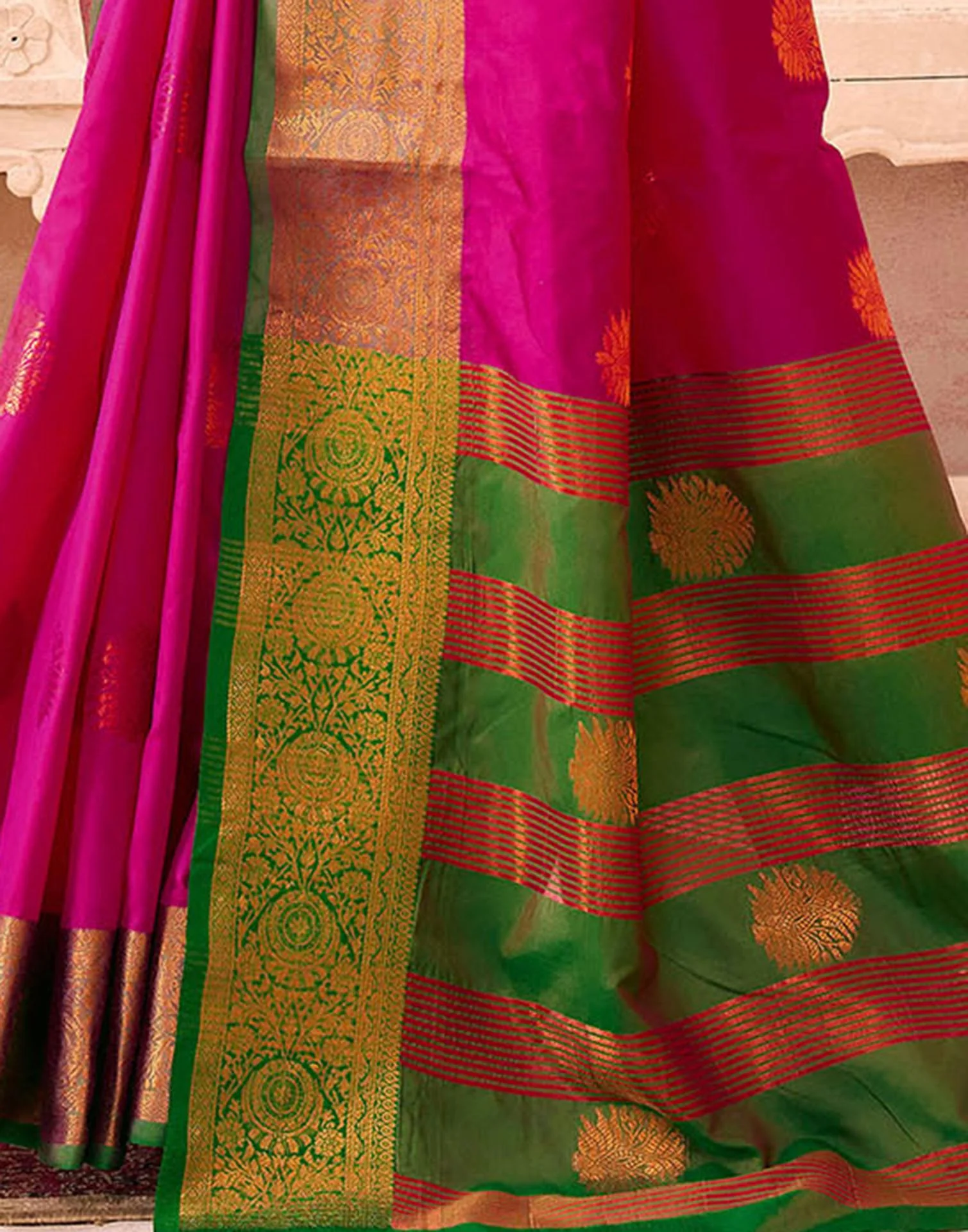 Rani Pink Silk Woven Saree - Image 7