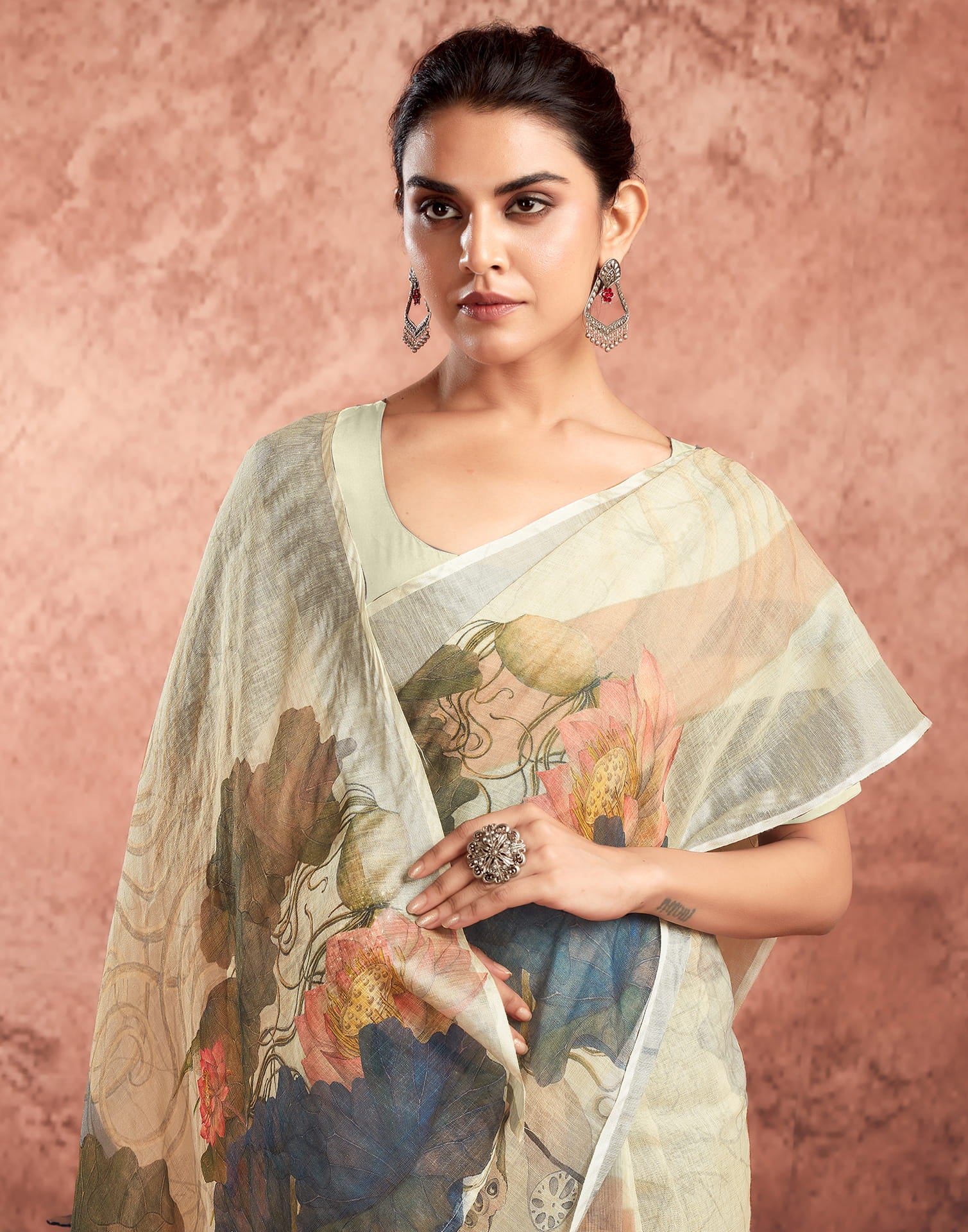 Ready To Wear Beige Cotton Printed Saree - Image 4
