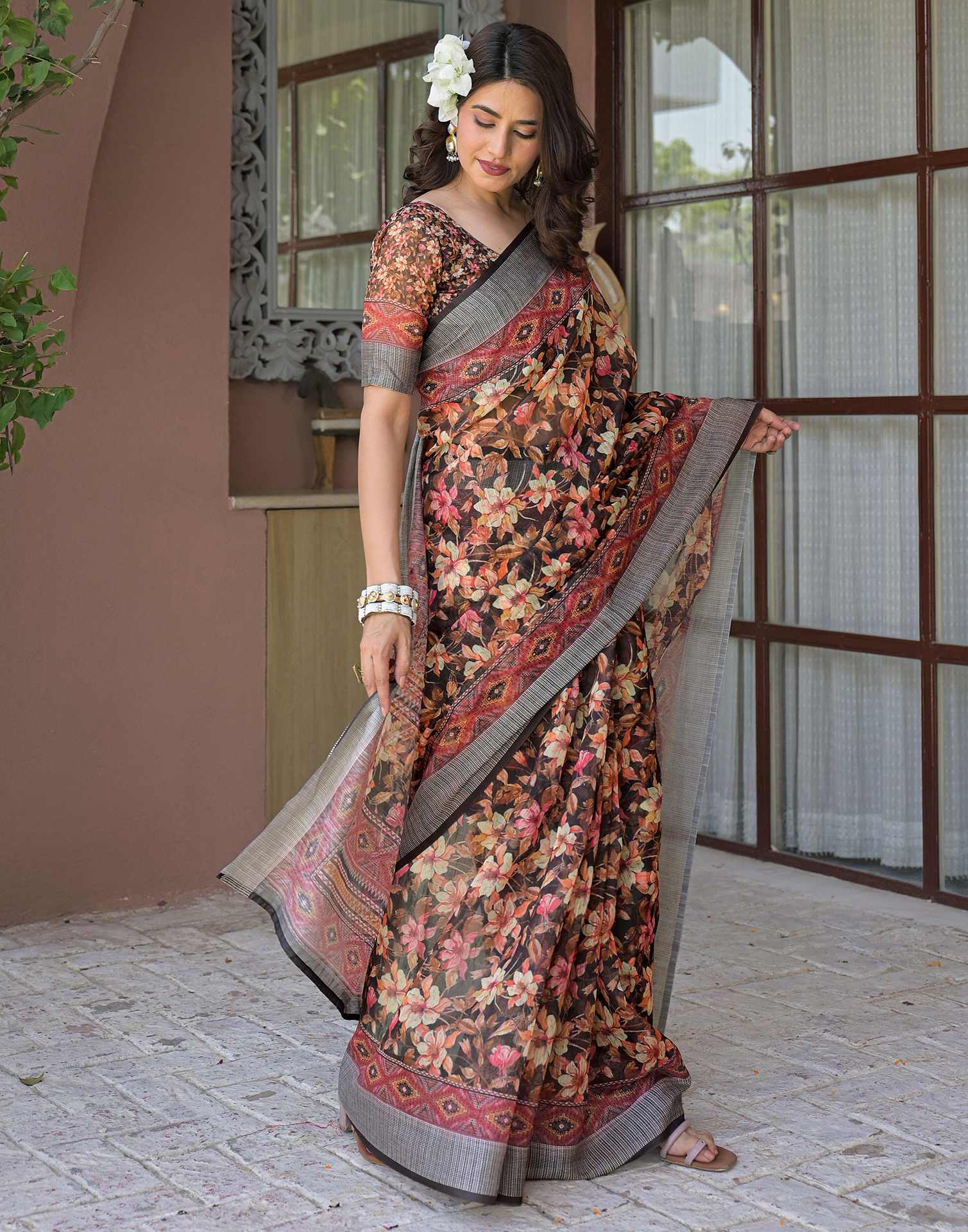 Ready To Wear Black Linen Floral Printed Saree - Image 6