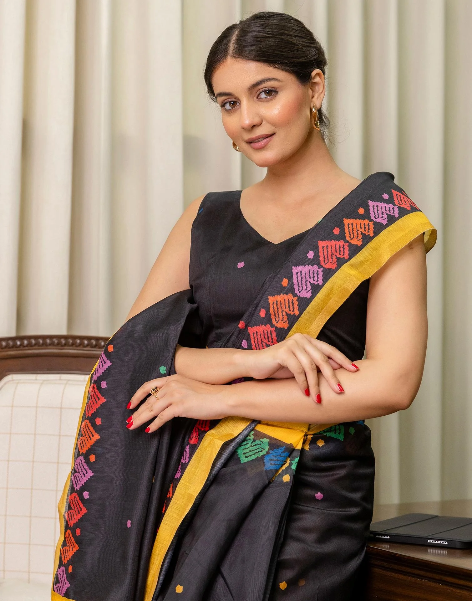Ready To Wear Black Linen Printed Saree - Image 5