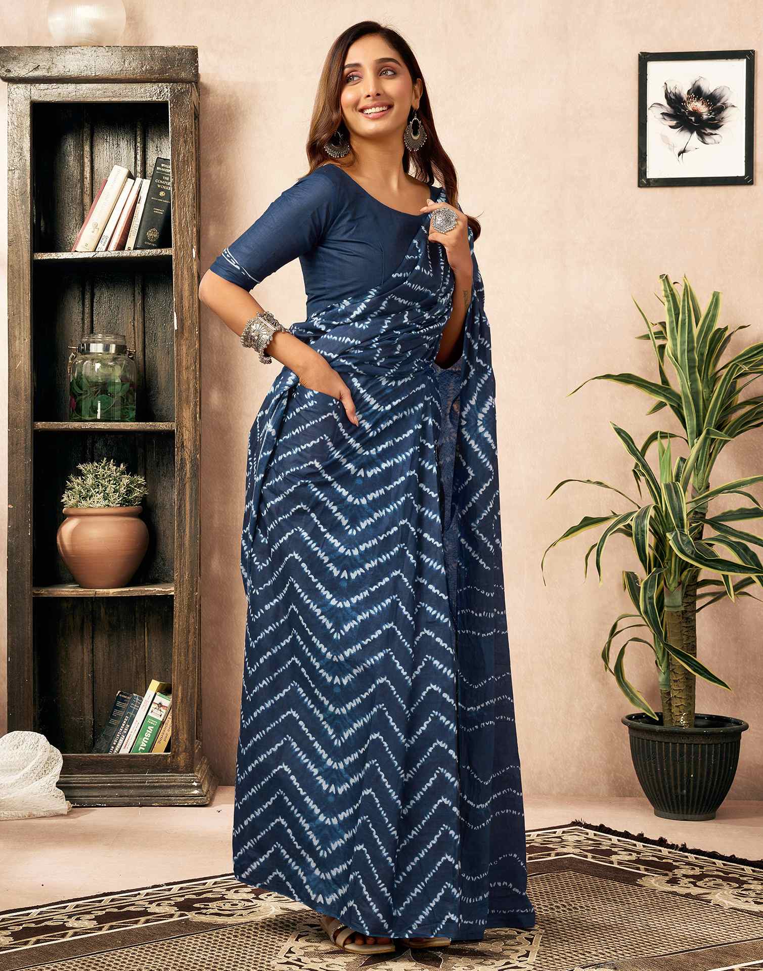 Ready To Wear Blue Cotton Printed Saree With Pocket - Image 9