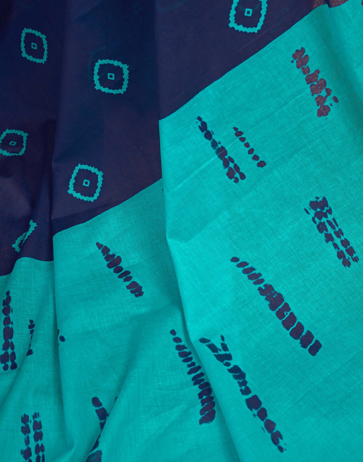 Ready To Wear Blue Cotton Printed Saree With Pocket - Image 10