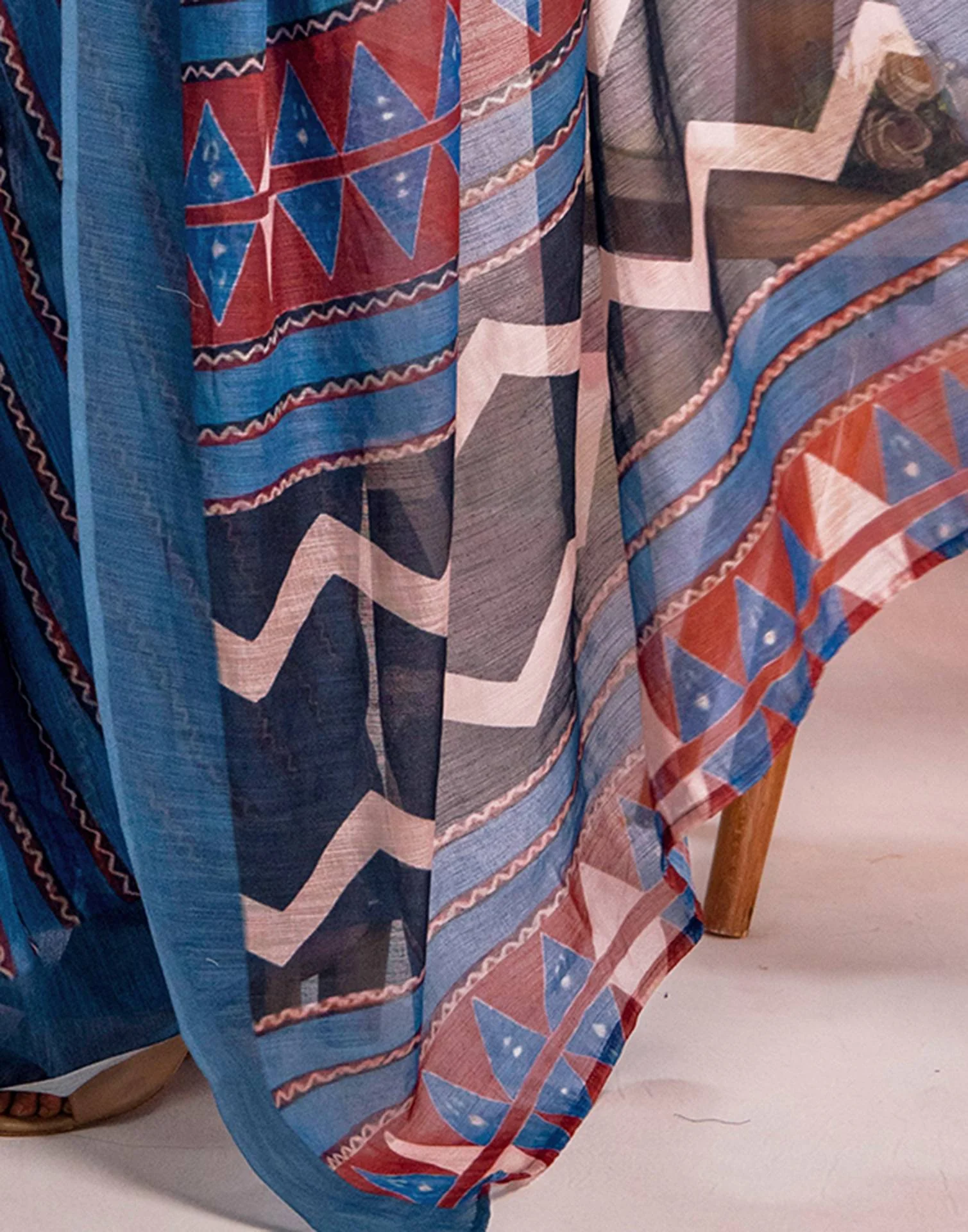 Ready To Wear Blue Linen Printed Saree - Image 12