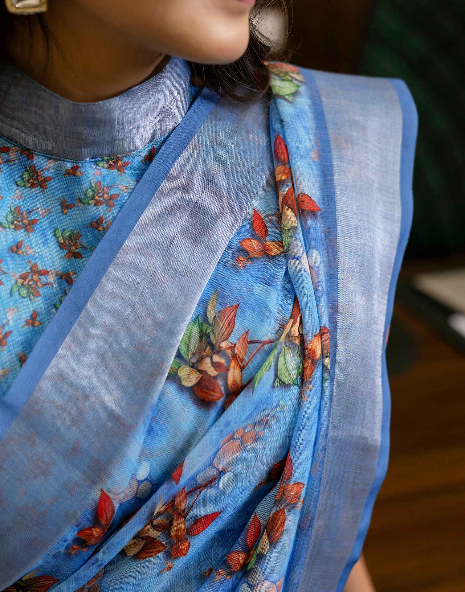 Ready To Wear Blue Linen Woven Border Printed Saree - Image 11