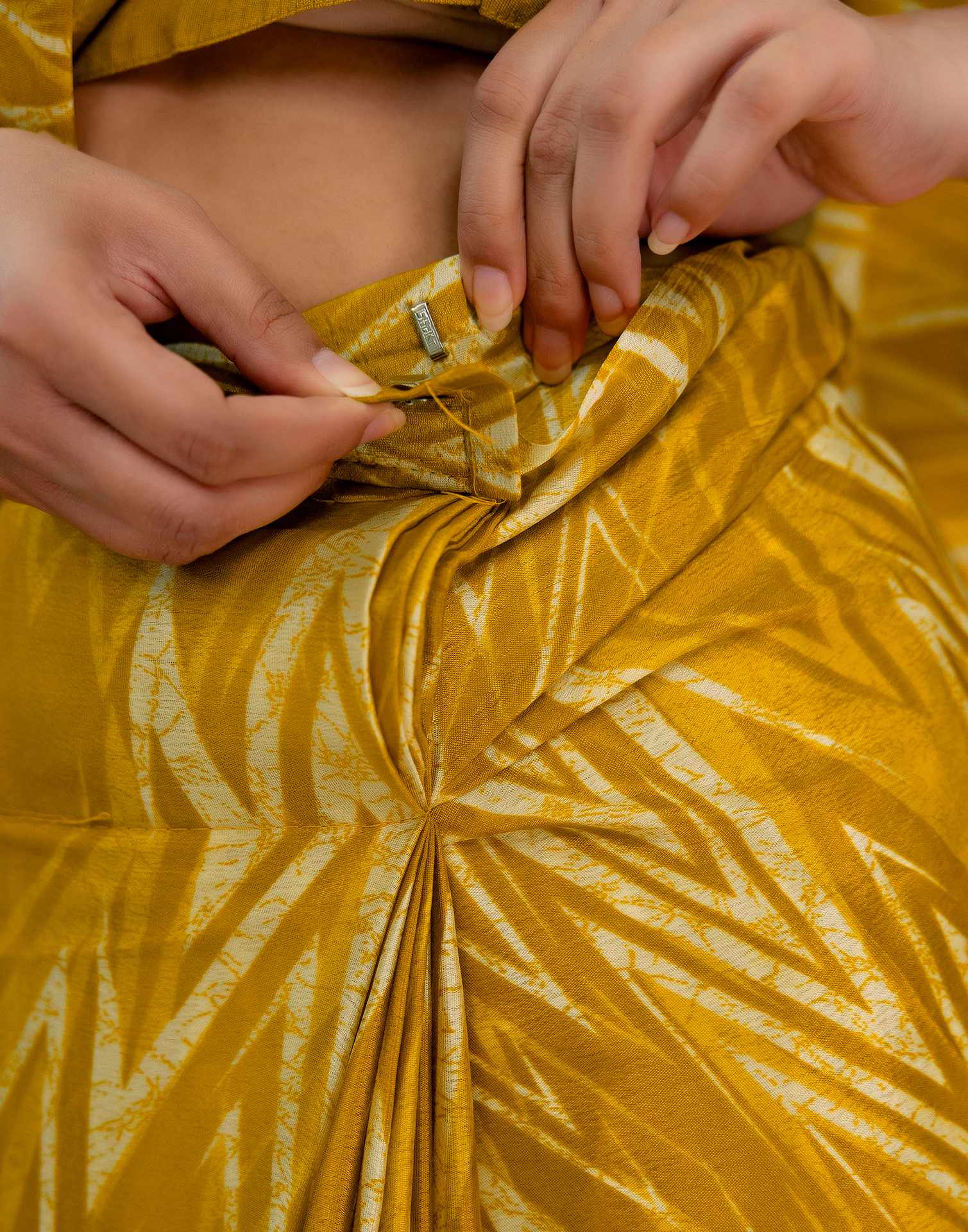 Ready To Wear Brown Yellow Chinnon Printed Saree - Image 2