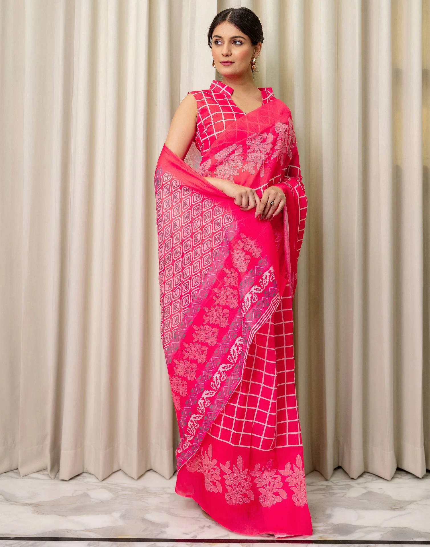 Ready To Wear Coral Pink Linen Printed Saree - Image 7