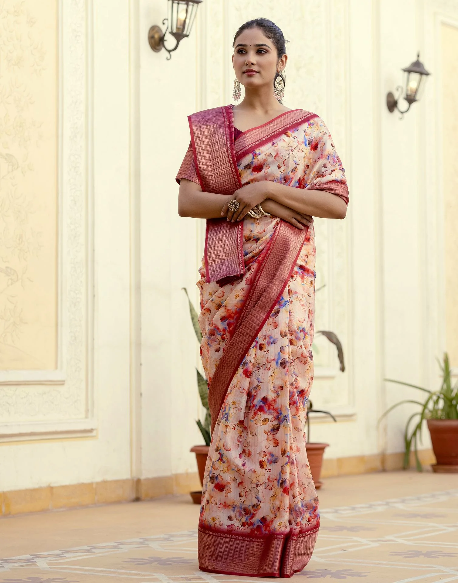 Ready To Wear Cream Dola Silk Woven Border Printed Saree - Image 7