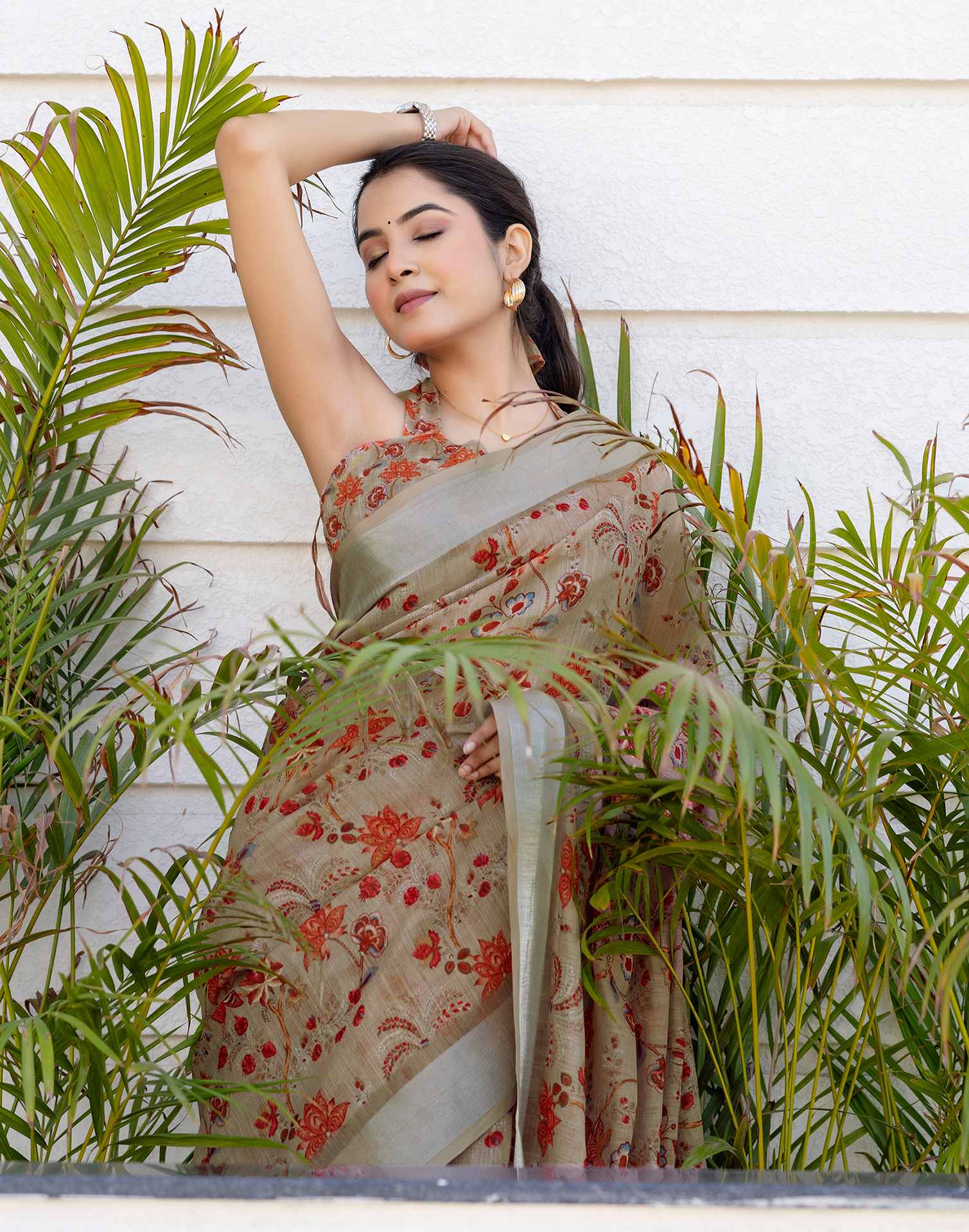 Ready To Wear Dark Beige Linen Woven Border Printed Saree - Image 6