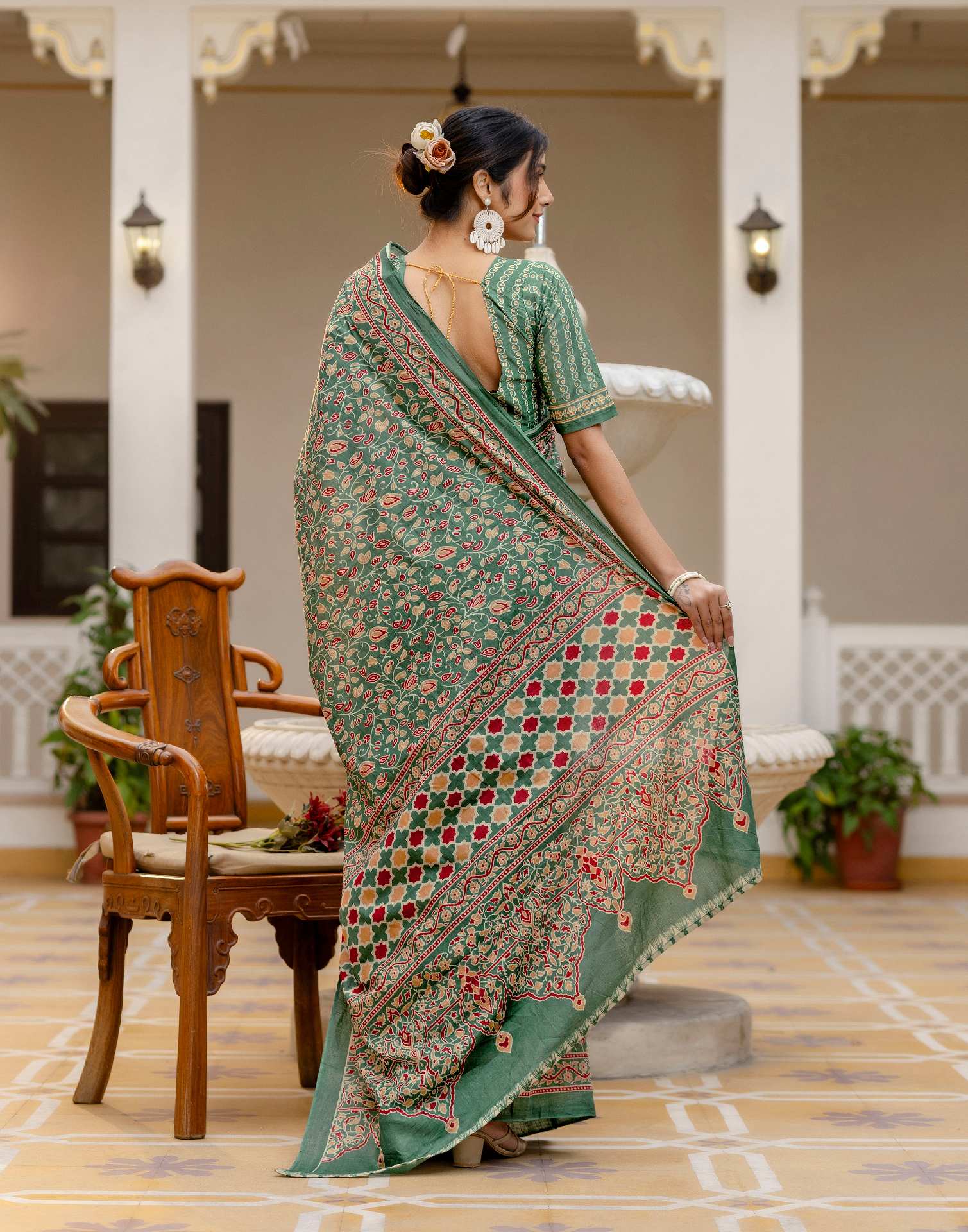 Ready To Wear Green Cotton Printed Saree - Image 8