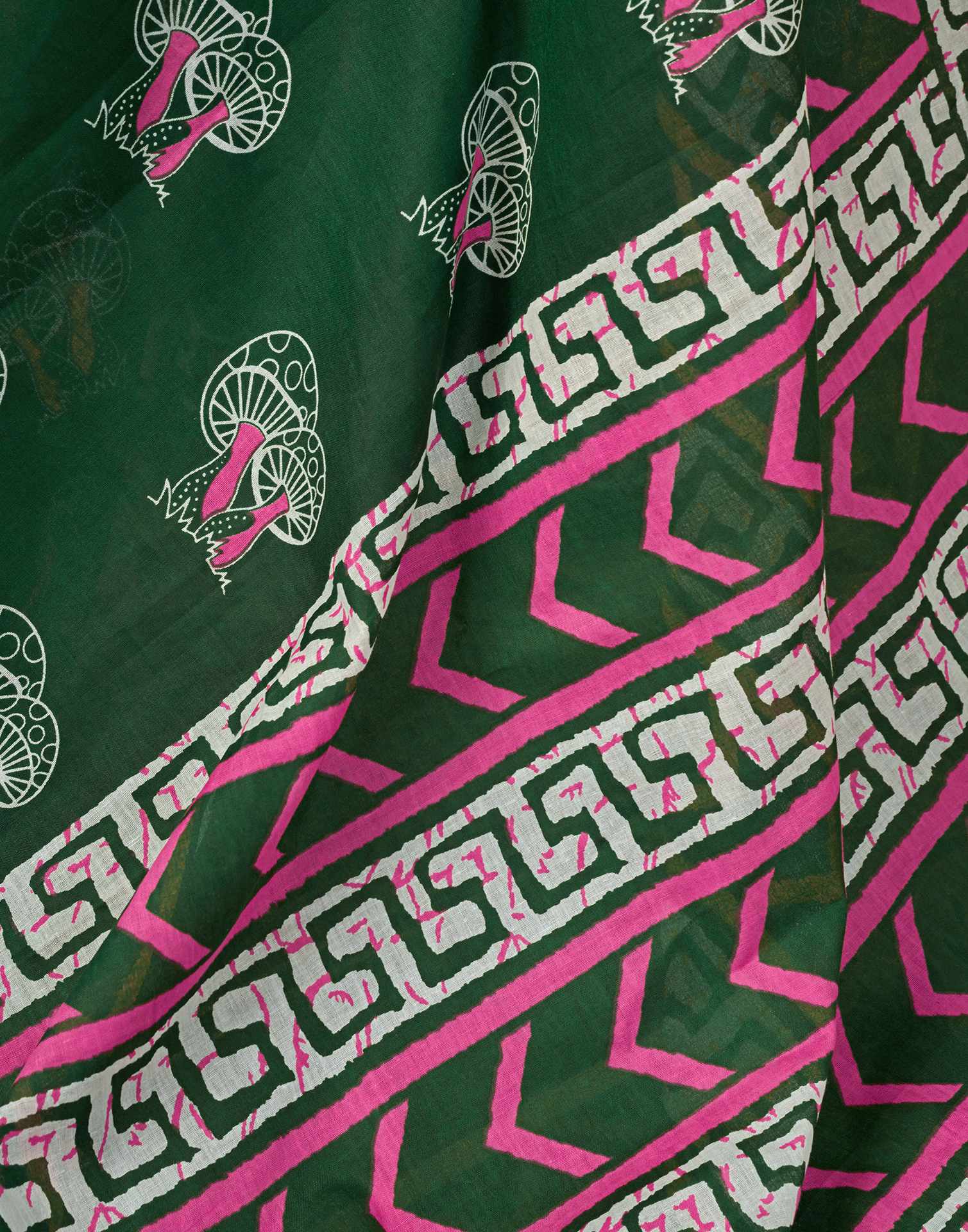 Ready To Wear Green Cotton Printed Saree With Pocket - Image 12