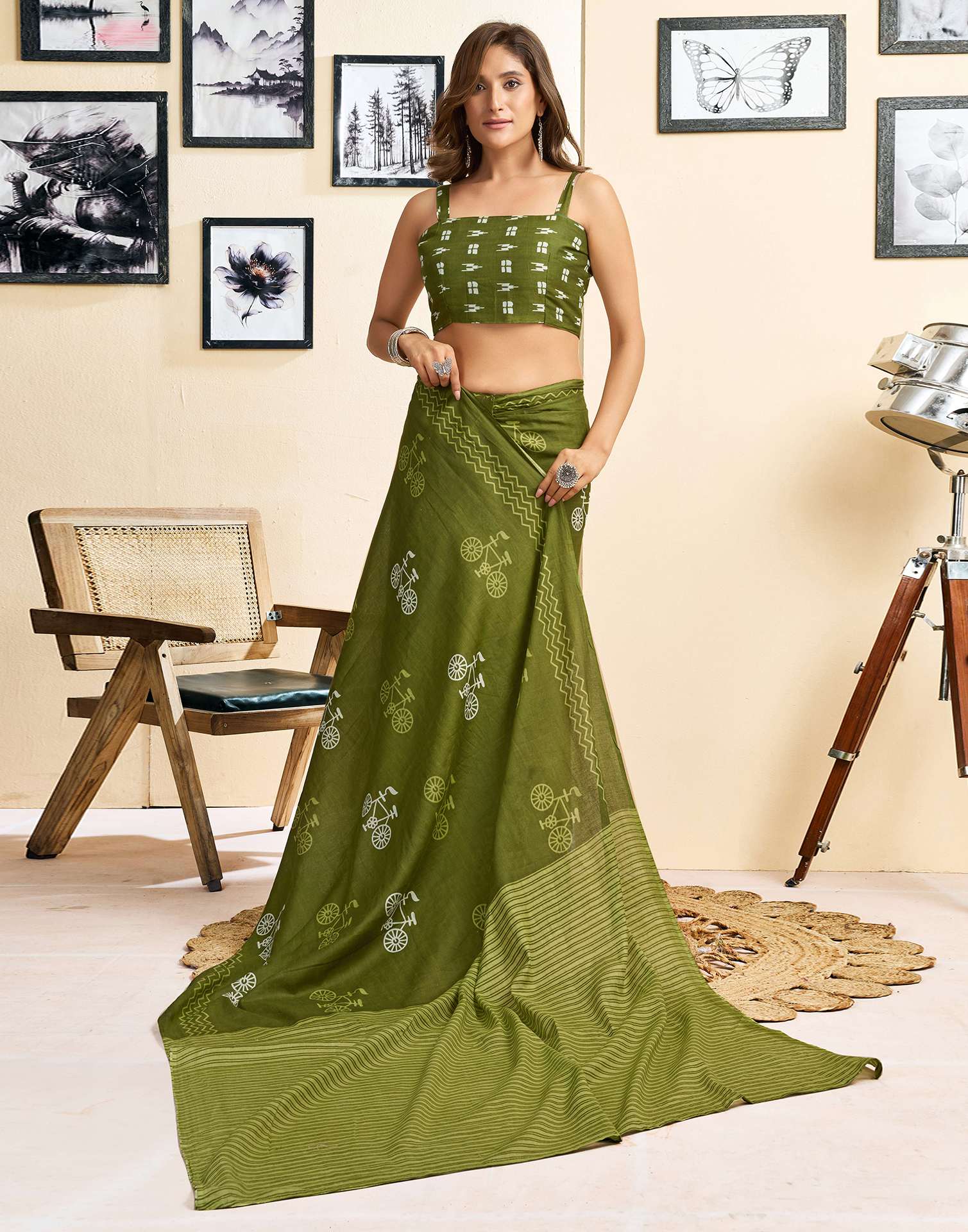 Ready To Wear Green Cotton Printed Saree With Pocket - Image 6