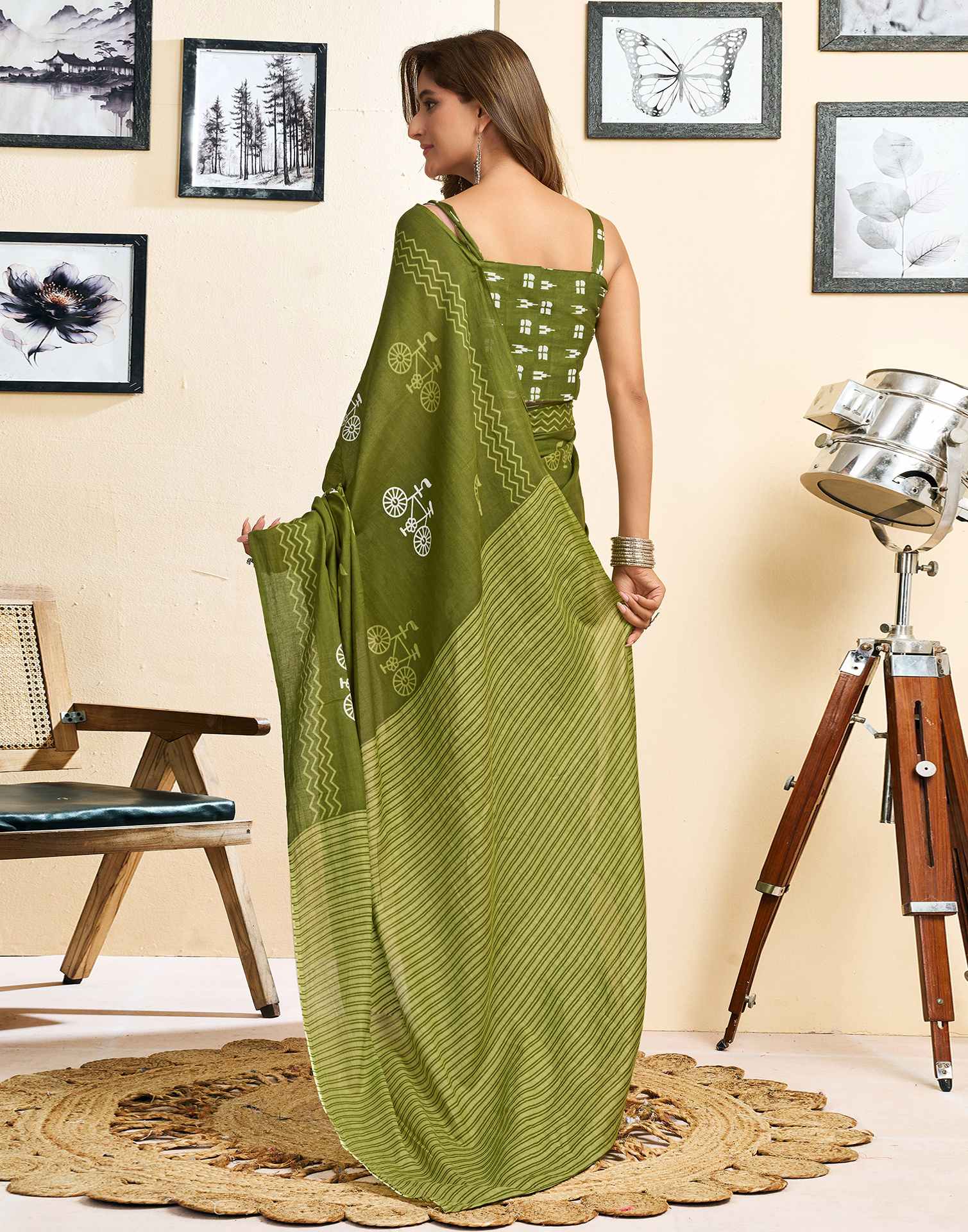 Ready To Wear Green Cotton Printed Saree With Pocket - Image 9