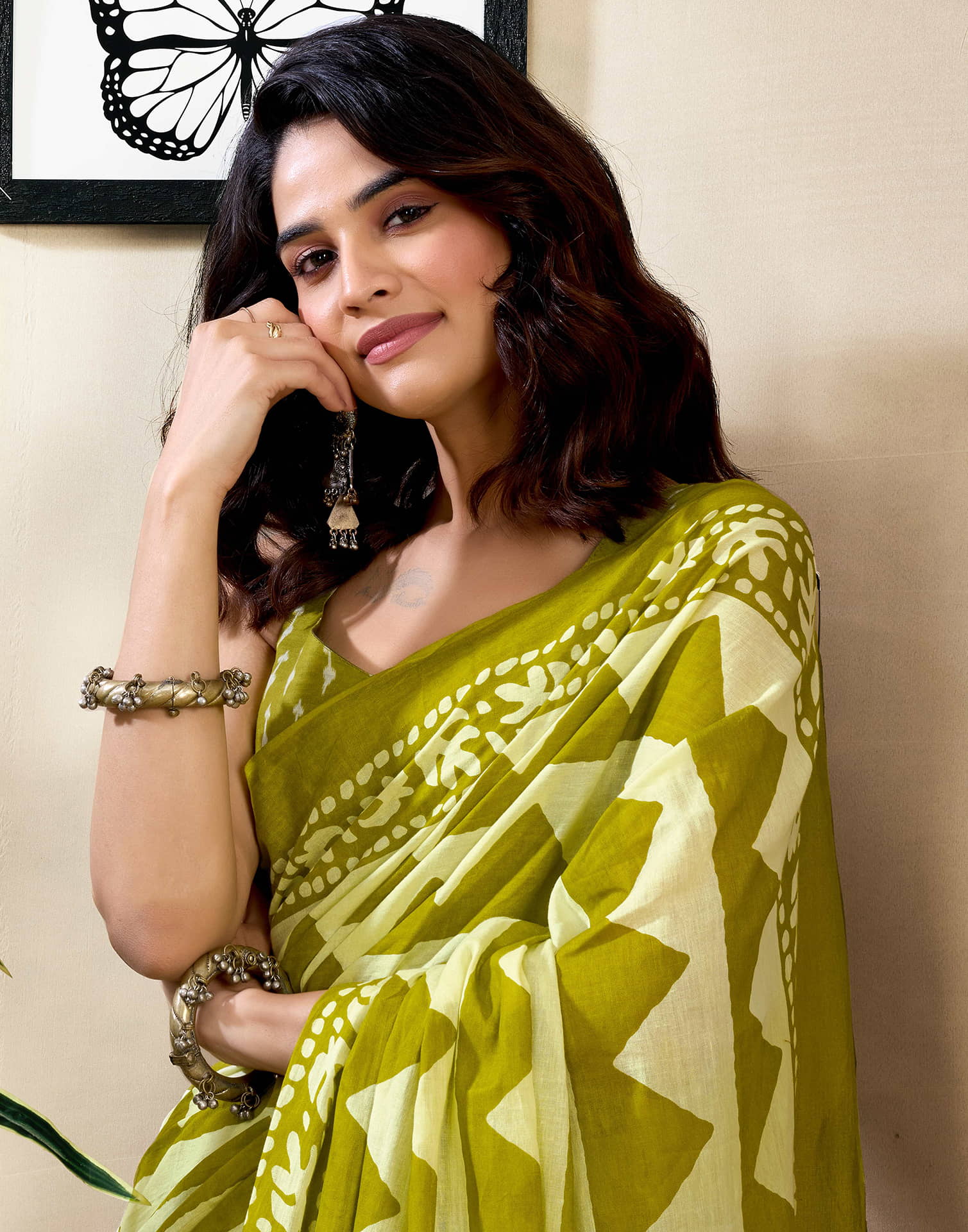 Ready To Wear Green Pure Cotton Geometric Printed Saree With Pocket - Image 5