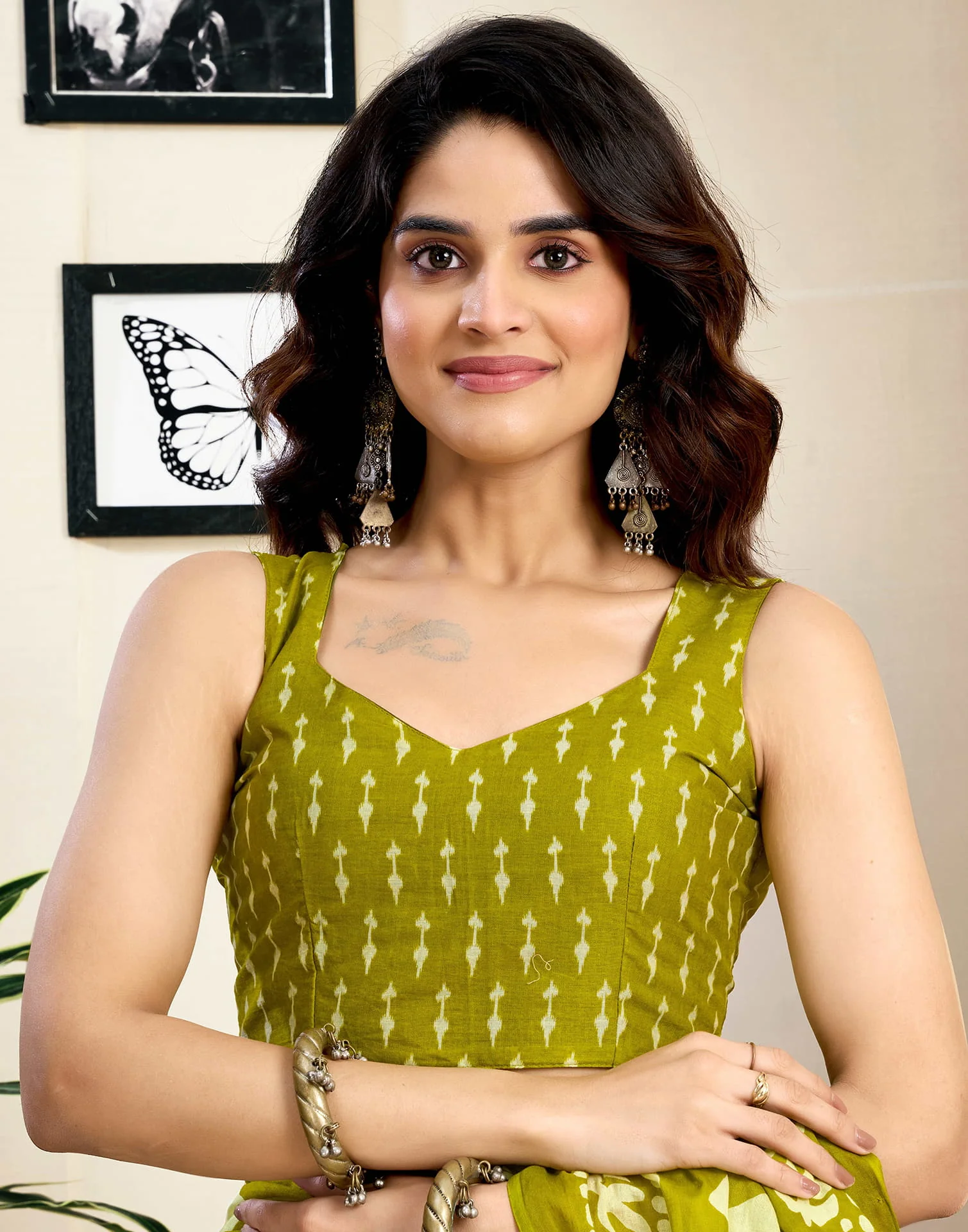 Ready To Wear Green Pure Cotton Geometric Printed Saree With Pocket - Image 9