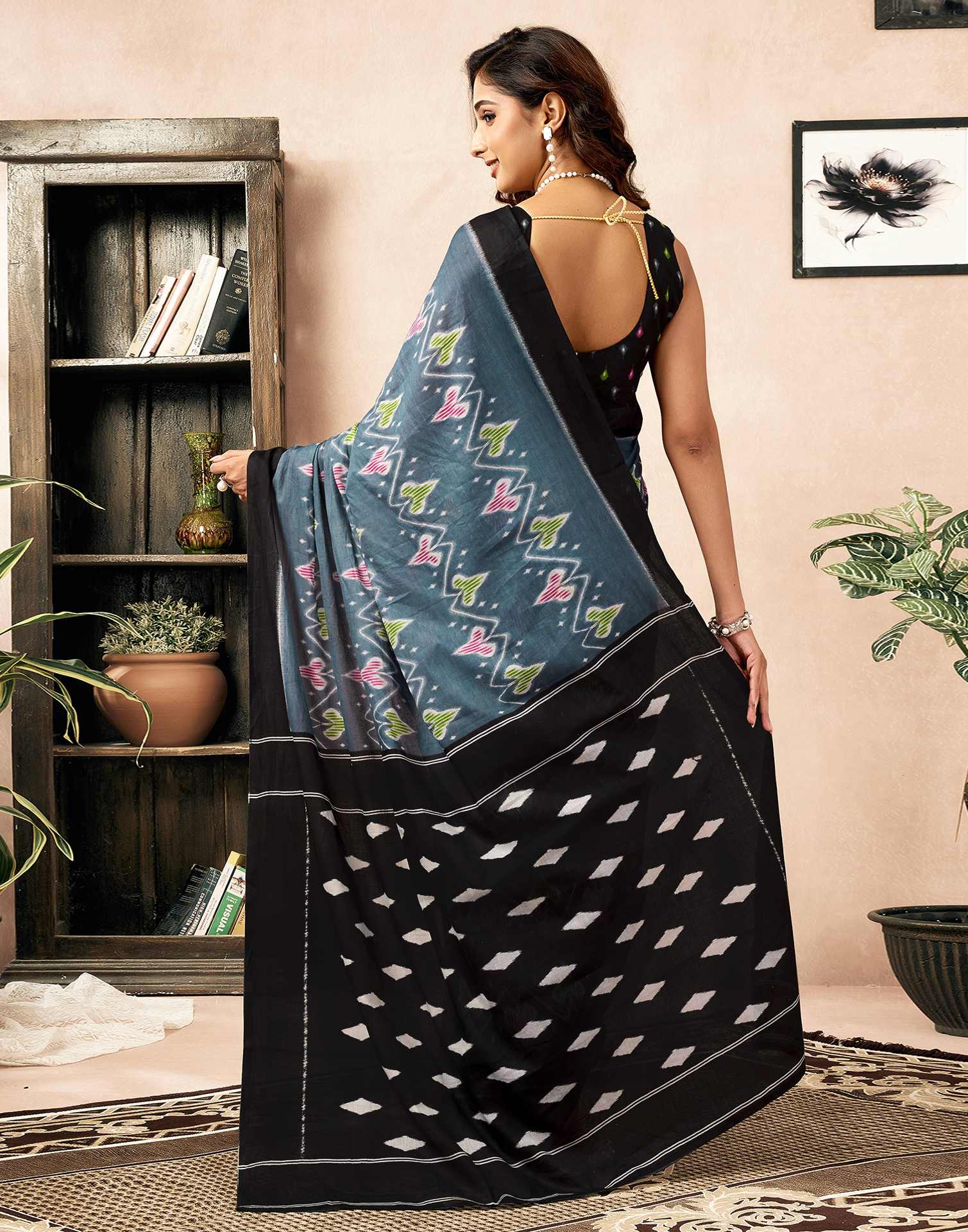 Ready To Wear Grey Cotton Ikkat Printed Saree - Image 7