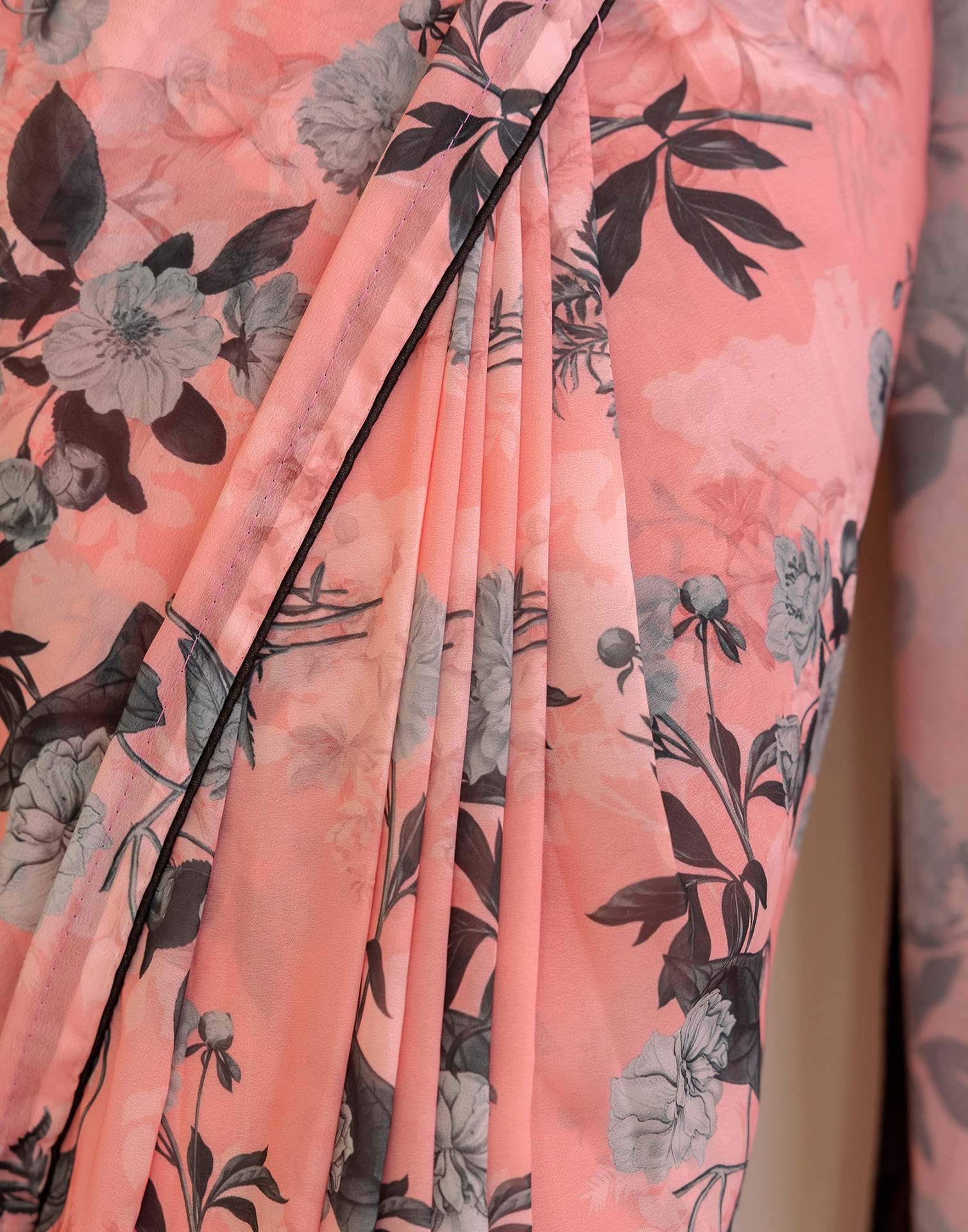 Ready To Wear Grey Georgette Floral Printed Saree - Image 11
